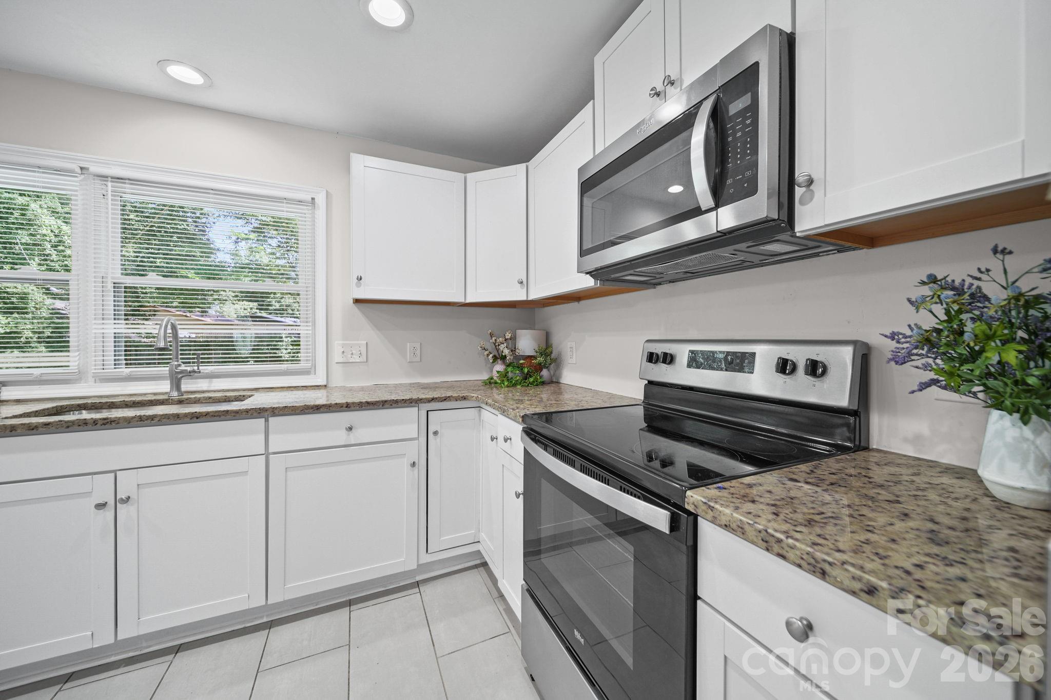 4316 Mckinley Drive Property Photo 2