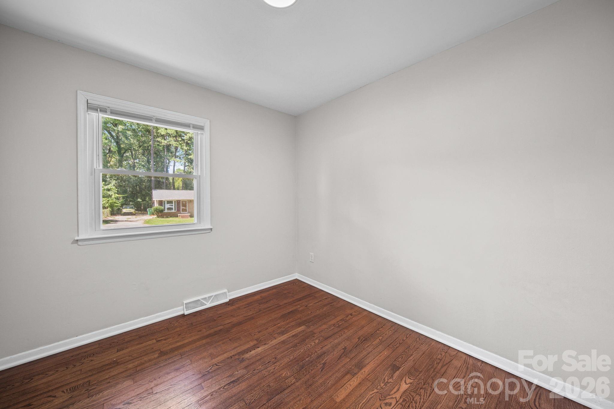 4316 Mckinley Drive Property Photo 8