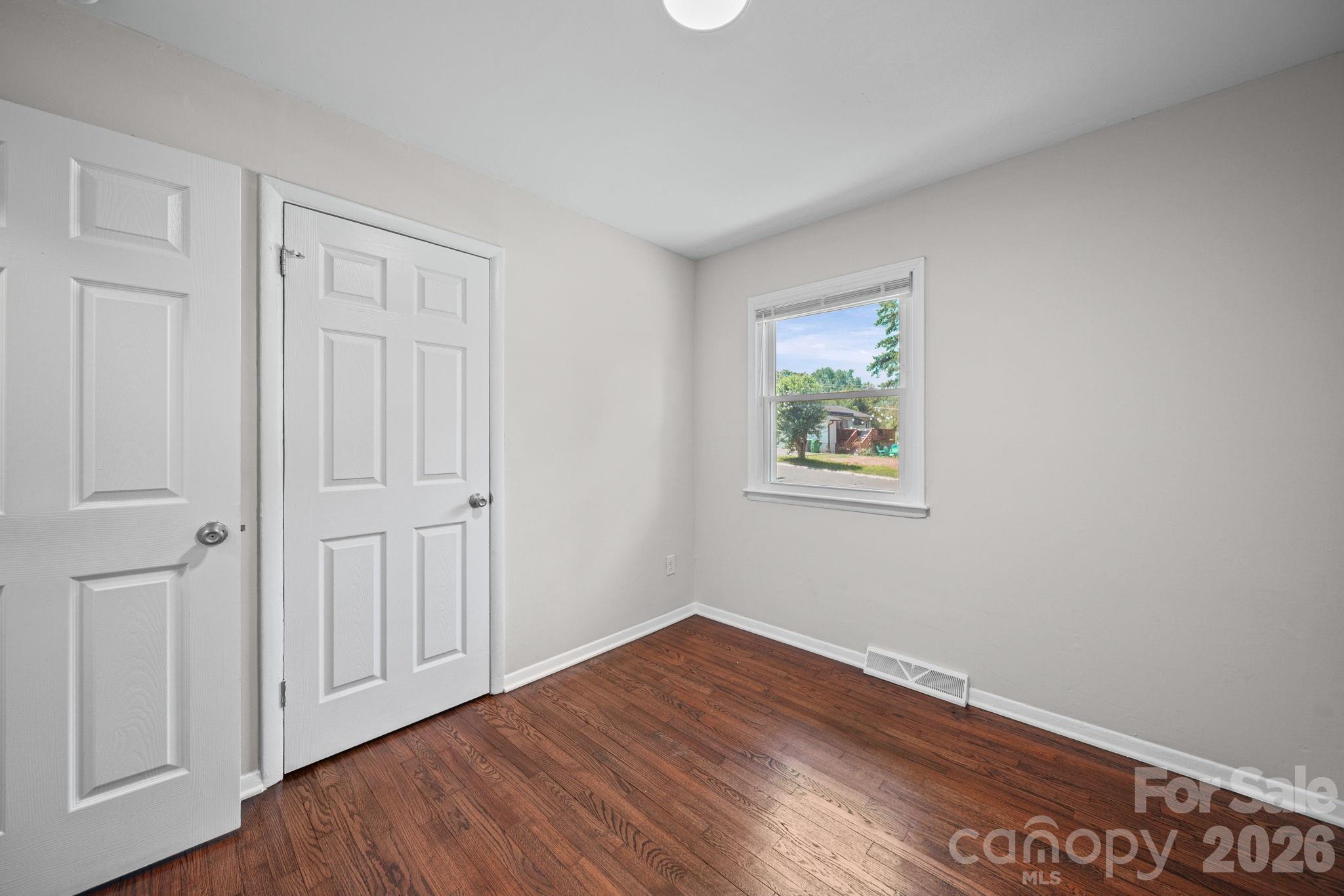 4316 Mckinley Drive Property Photo 9