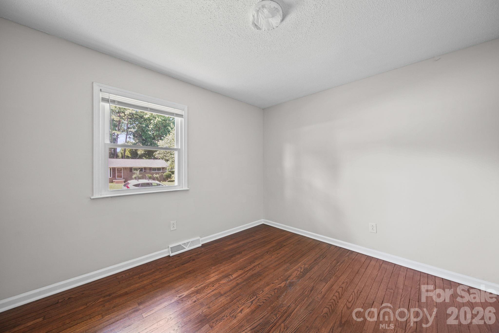 4316 Mckinley Drive Property Photo 11