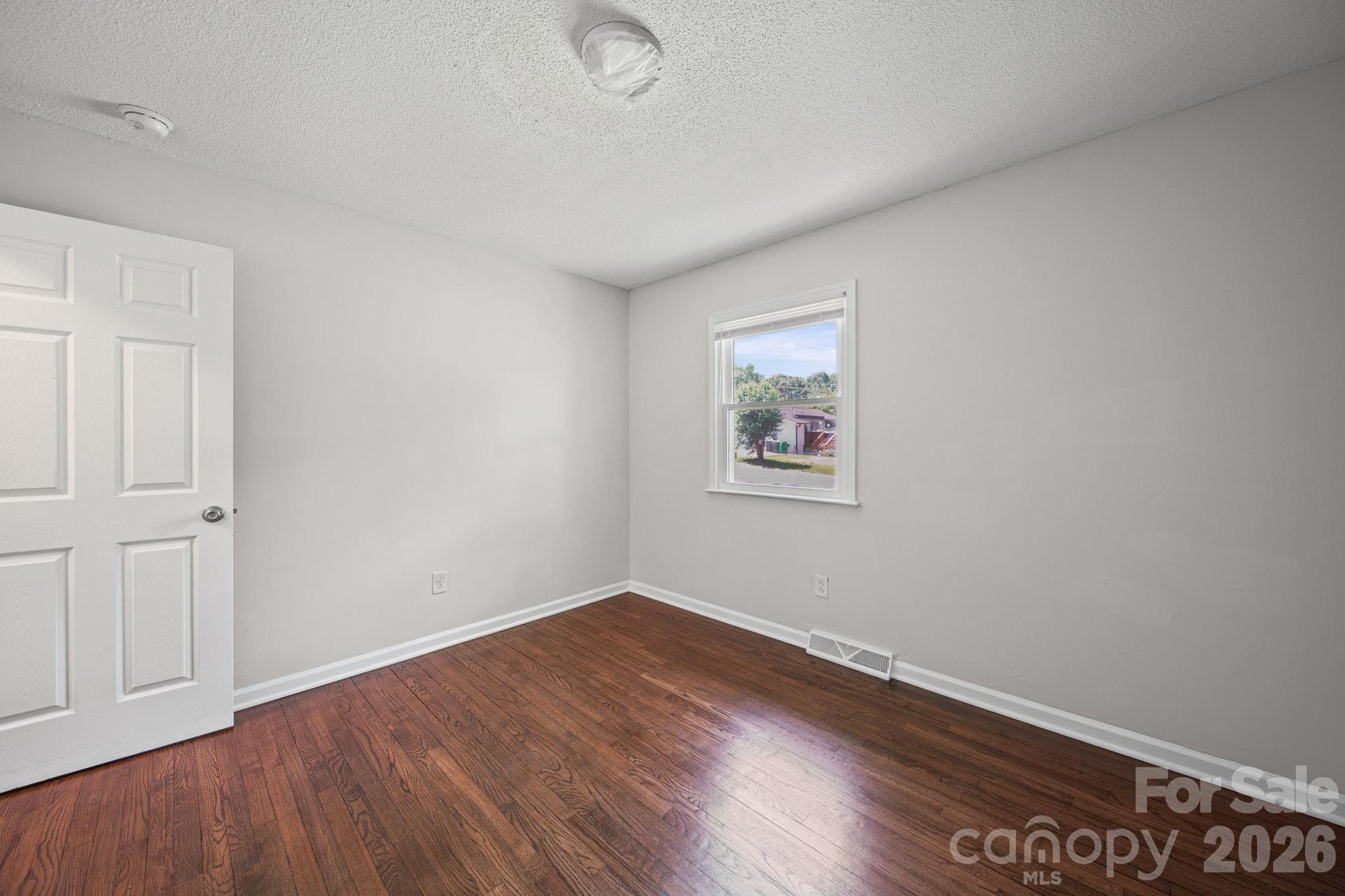 4316 Mckinley Drive Property Photo 12