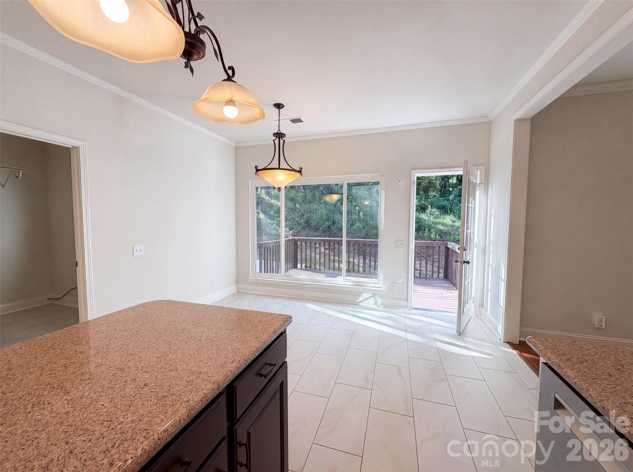 110 Lyman Oak Court Property Photo 7