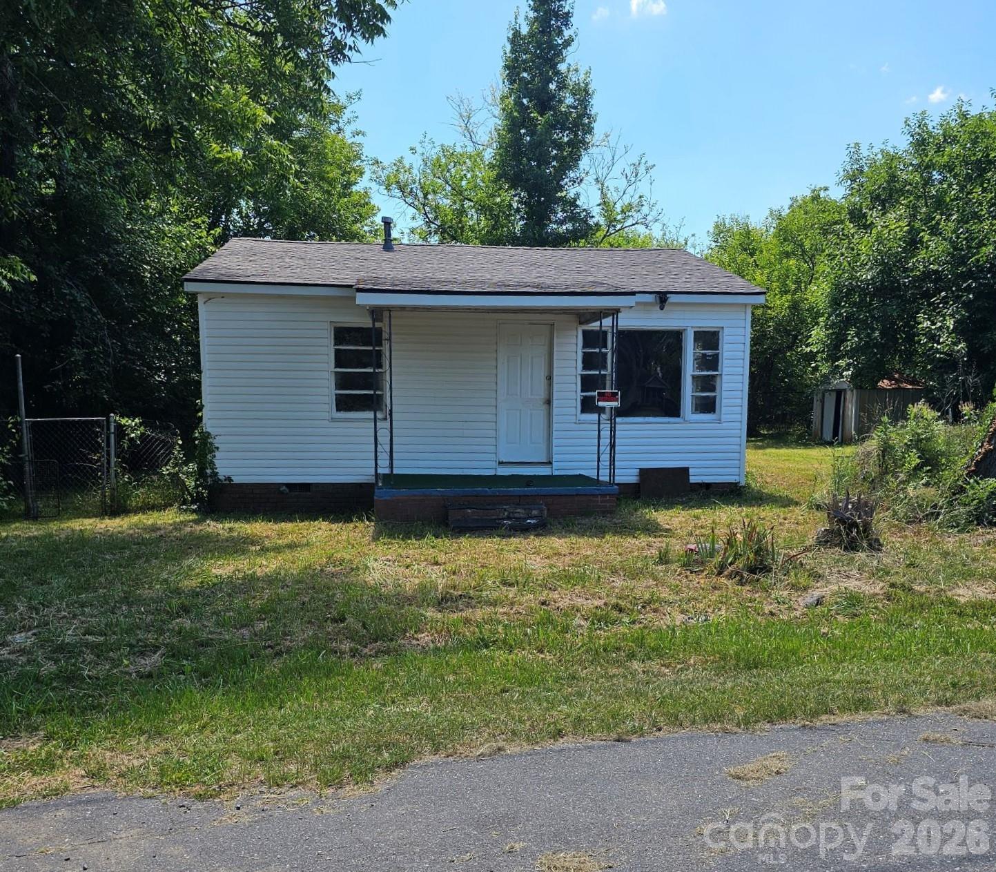 234 Watts Court Property Photo 1