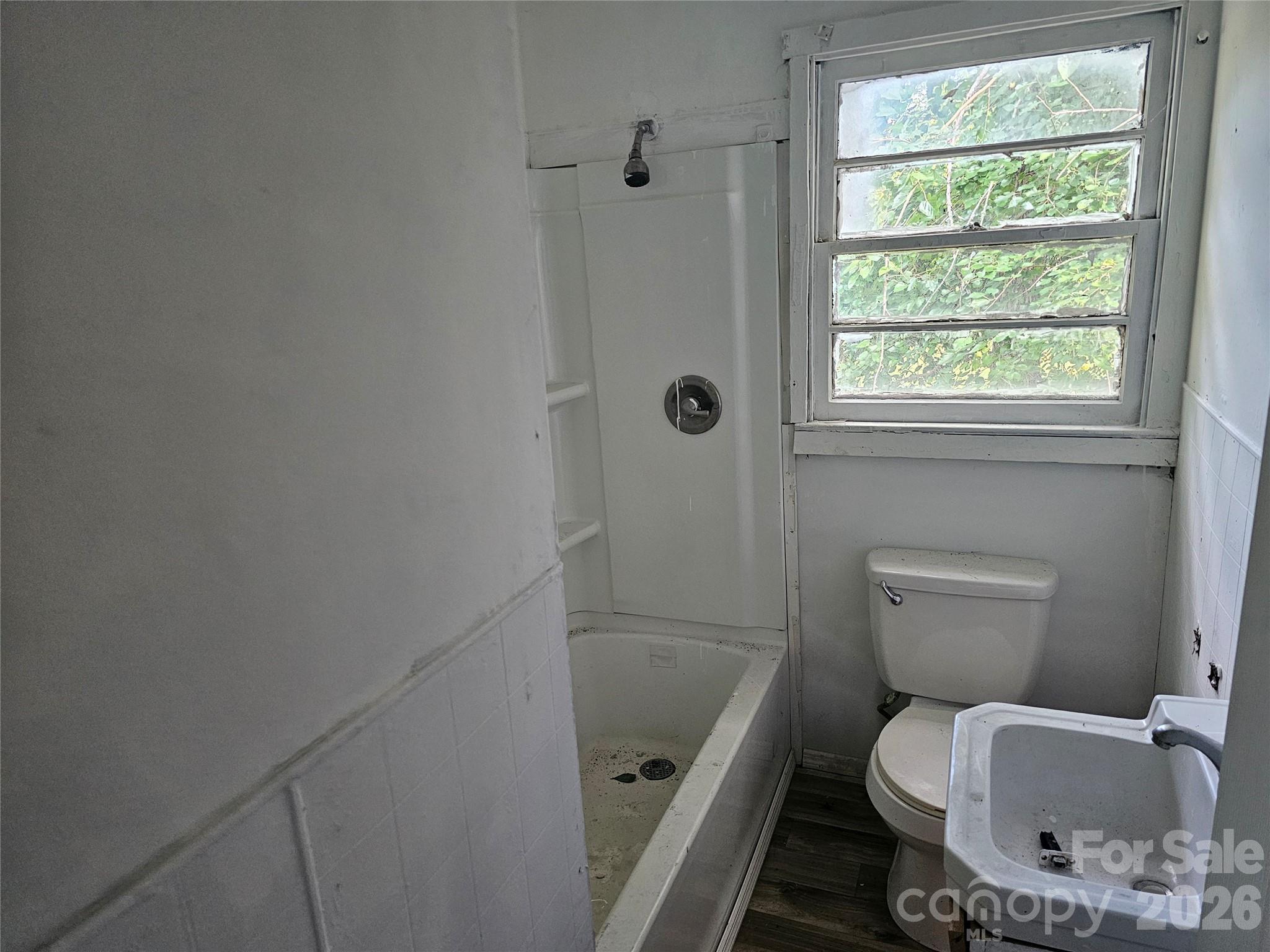 234 Watts Court Property Photo 5