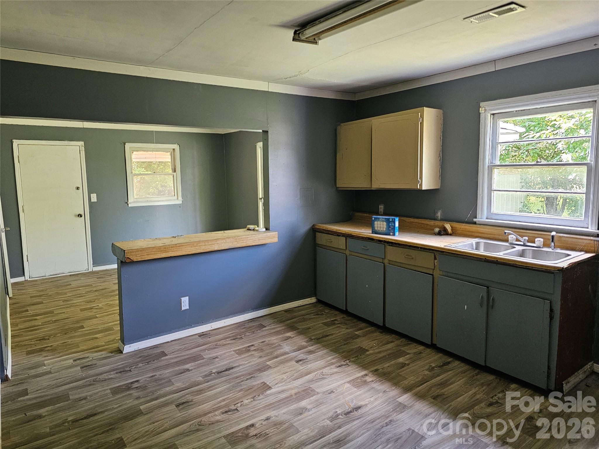 234 Watts Court Property Photo 8