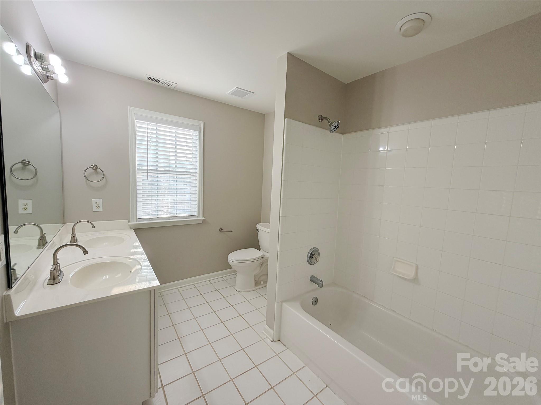 16008 Cleveleys Trail Property Photo 21
