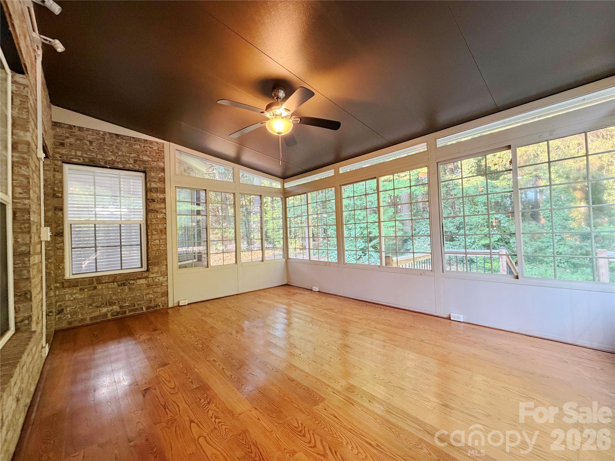 16008 Cleveleys Trail Property Photo 31