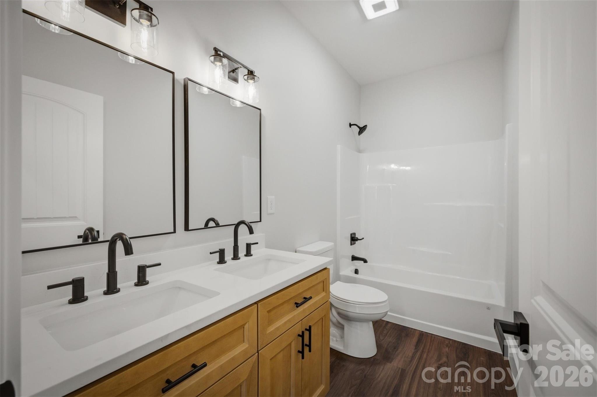 909 Overlook Drive Property Photo 15
