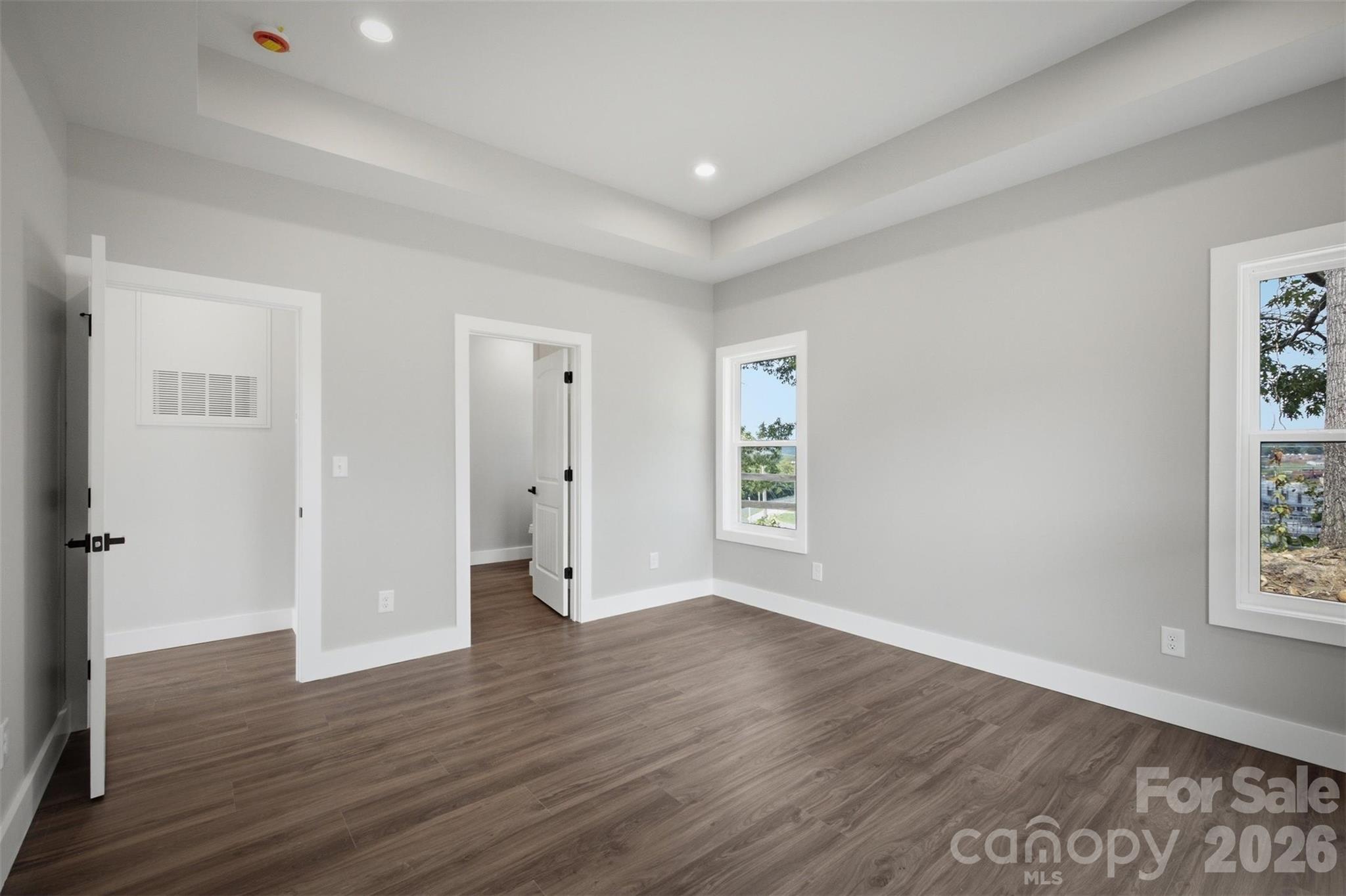 909 Overlook Drive Property Photo 19