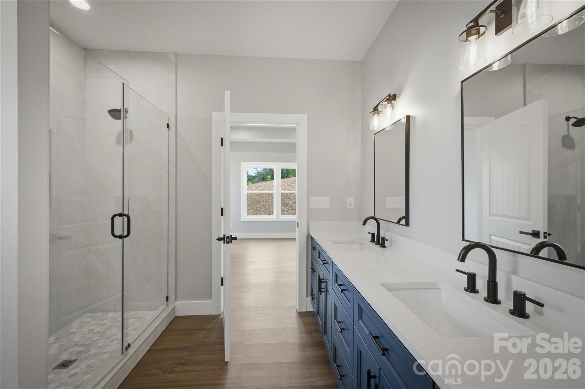 909 Overlook Drive Property Photo 20