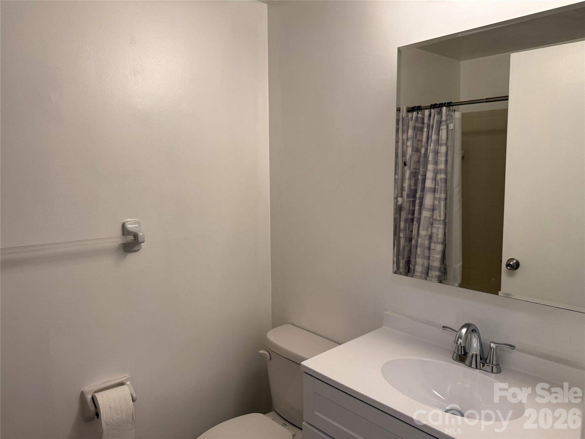 1645 Arlyn Circle M Property Photo 16
