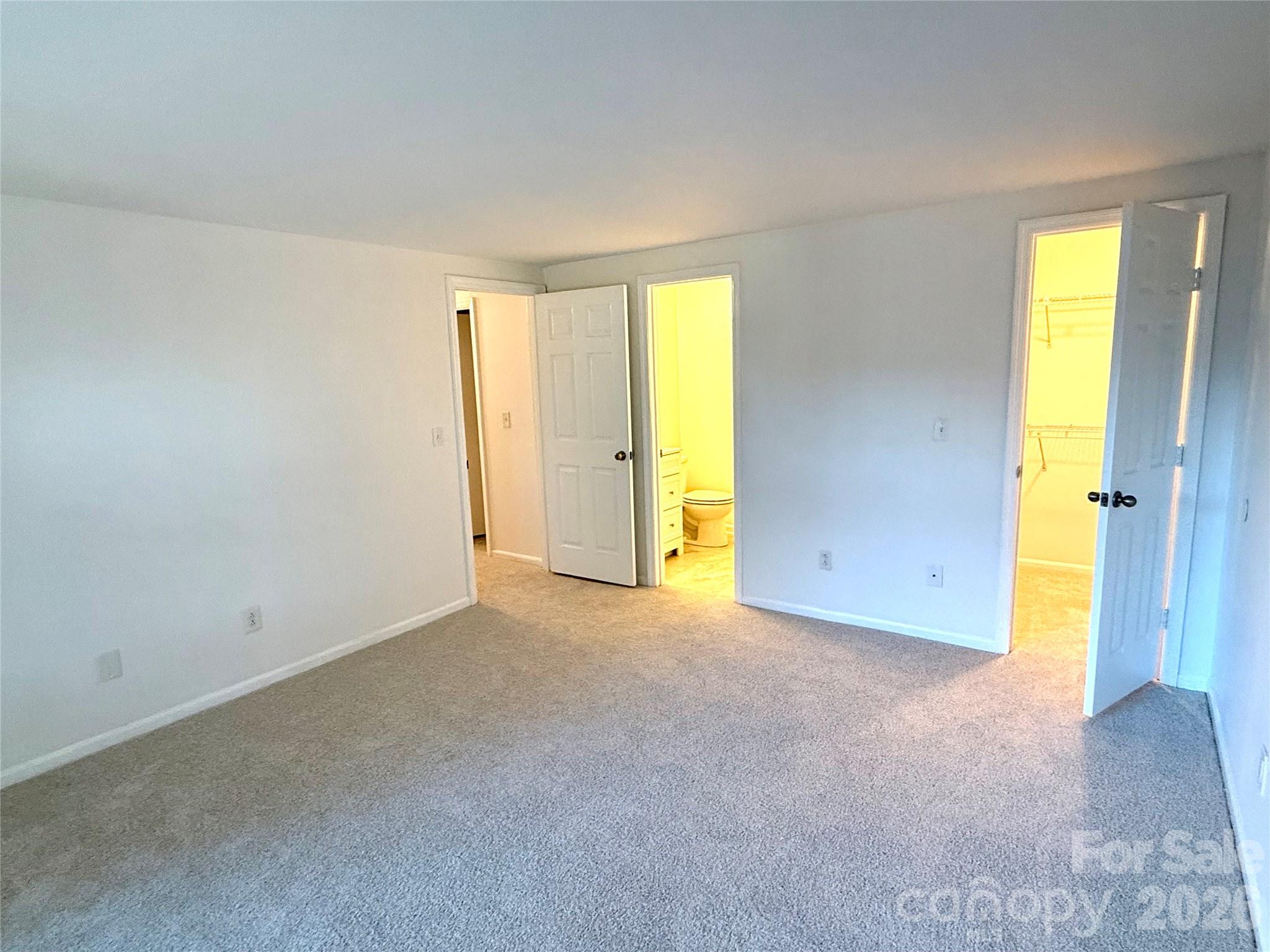 1645 Arlyn Circle M Property Photo 20