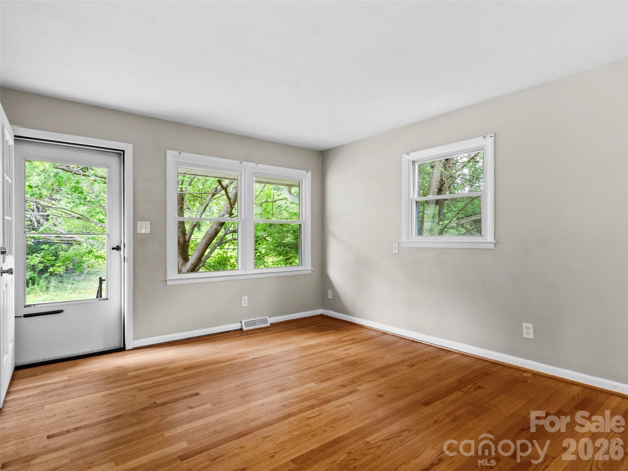 230 School Road Property Photo 7