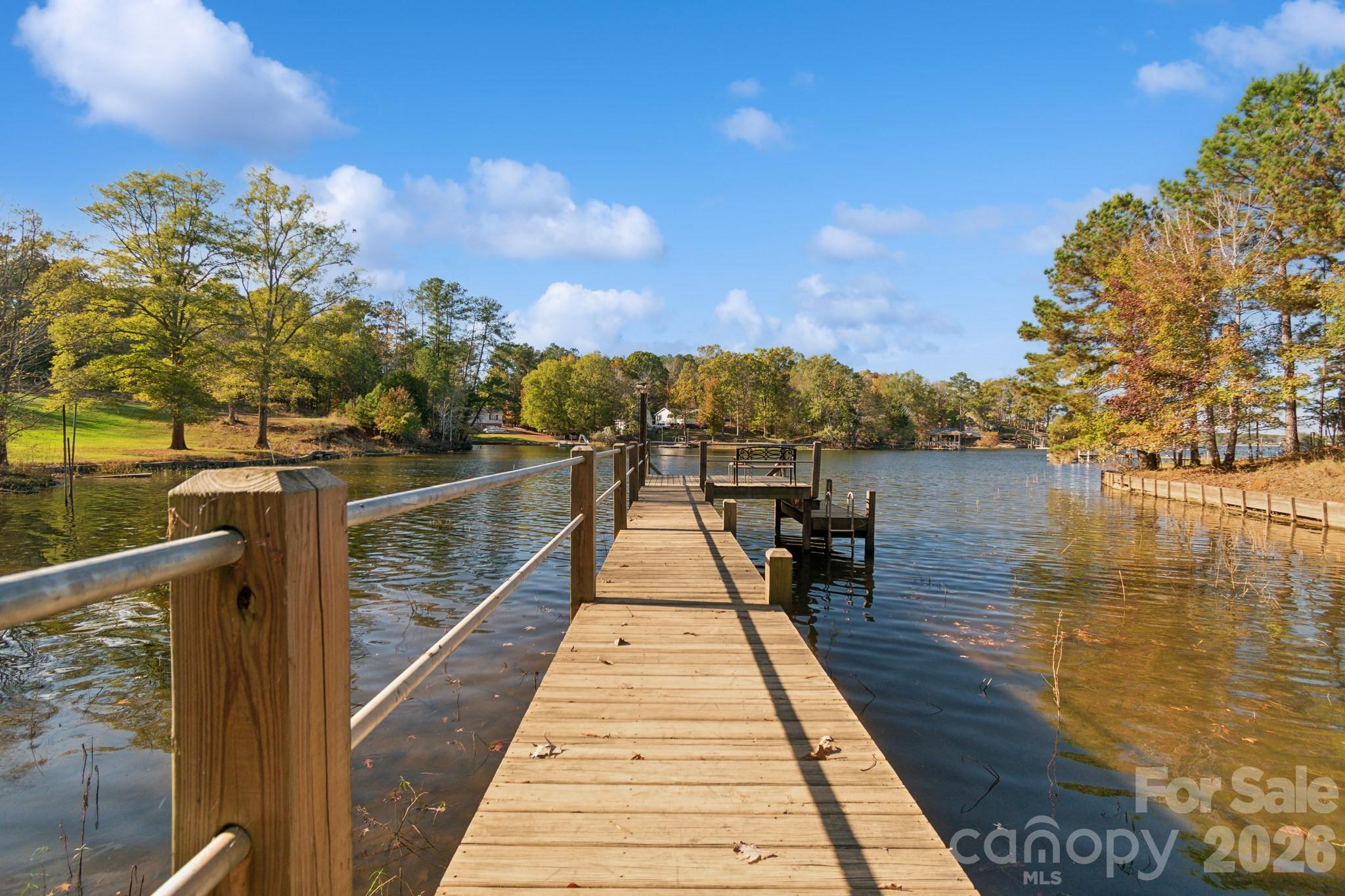 1645 Rolling Hills Road Property Photo 2