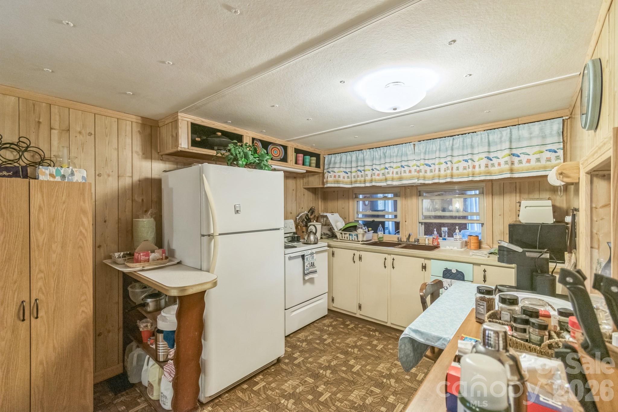1645 Rolling Hills Road Property Photo 20