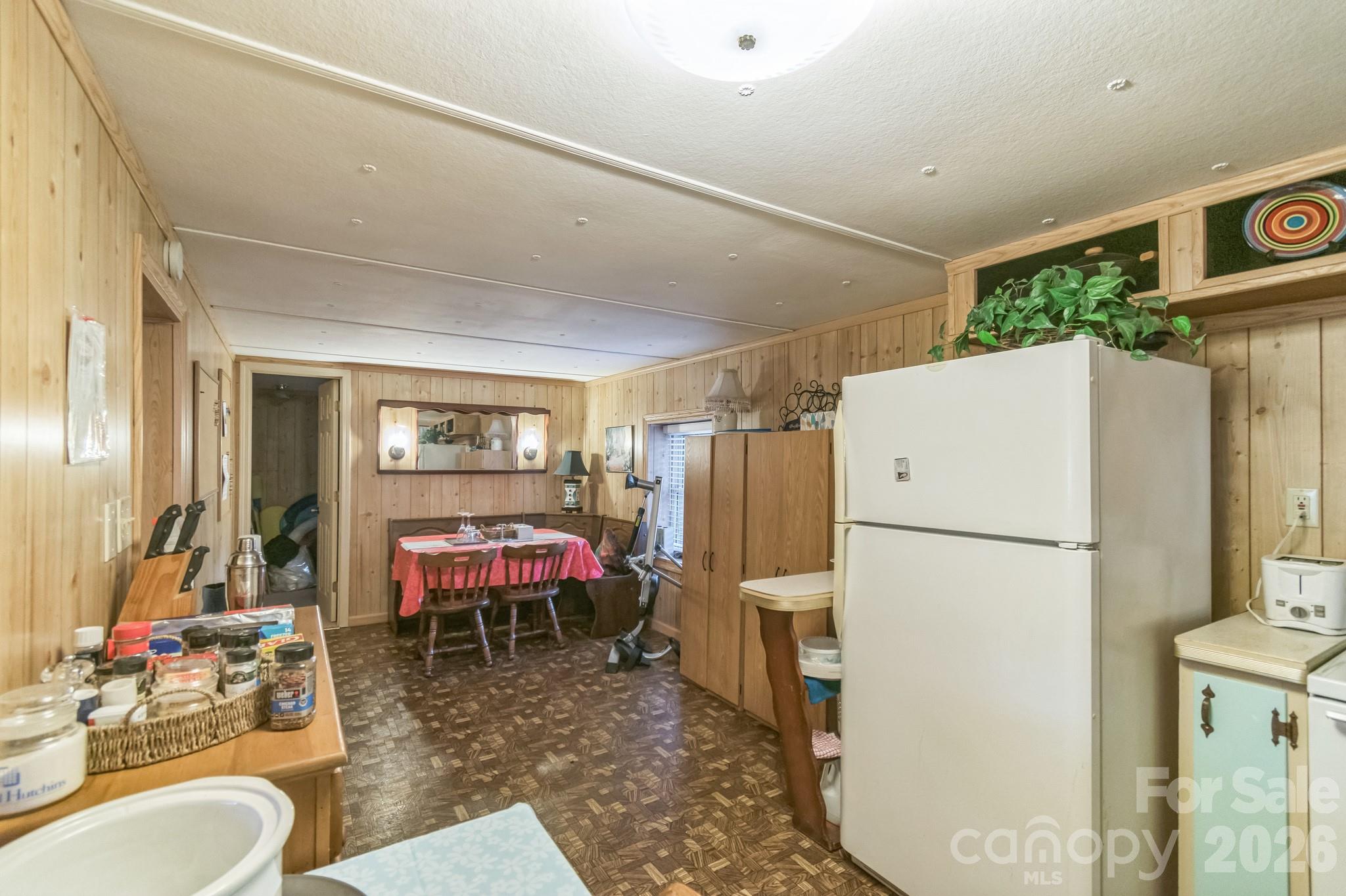 1645 Rolling Hills Road Property Photo 21