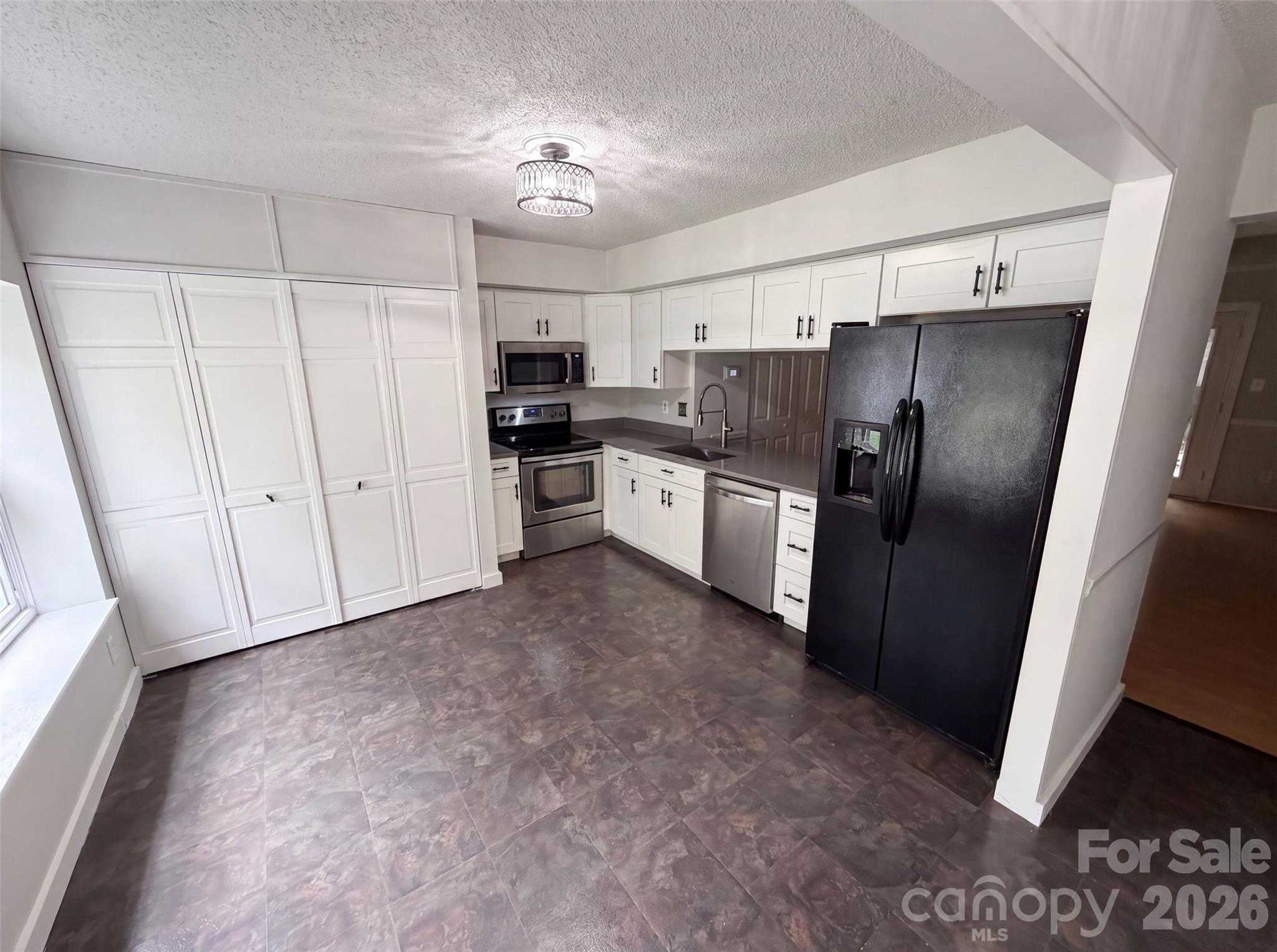 1500 Waybridge Lane 0 Property Photo 2