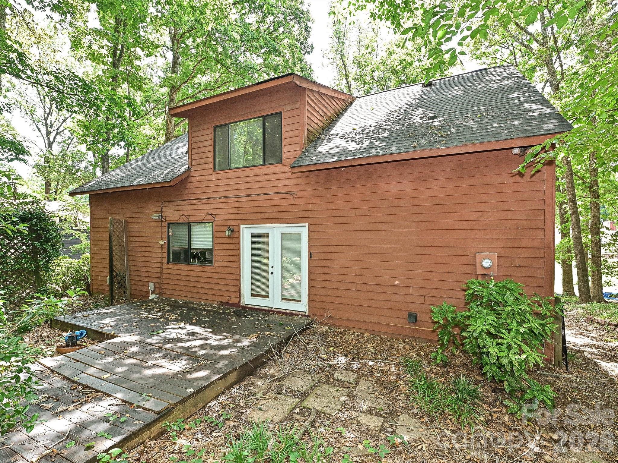 8401 Barncliff Road Property Photo 16