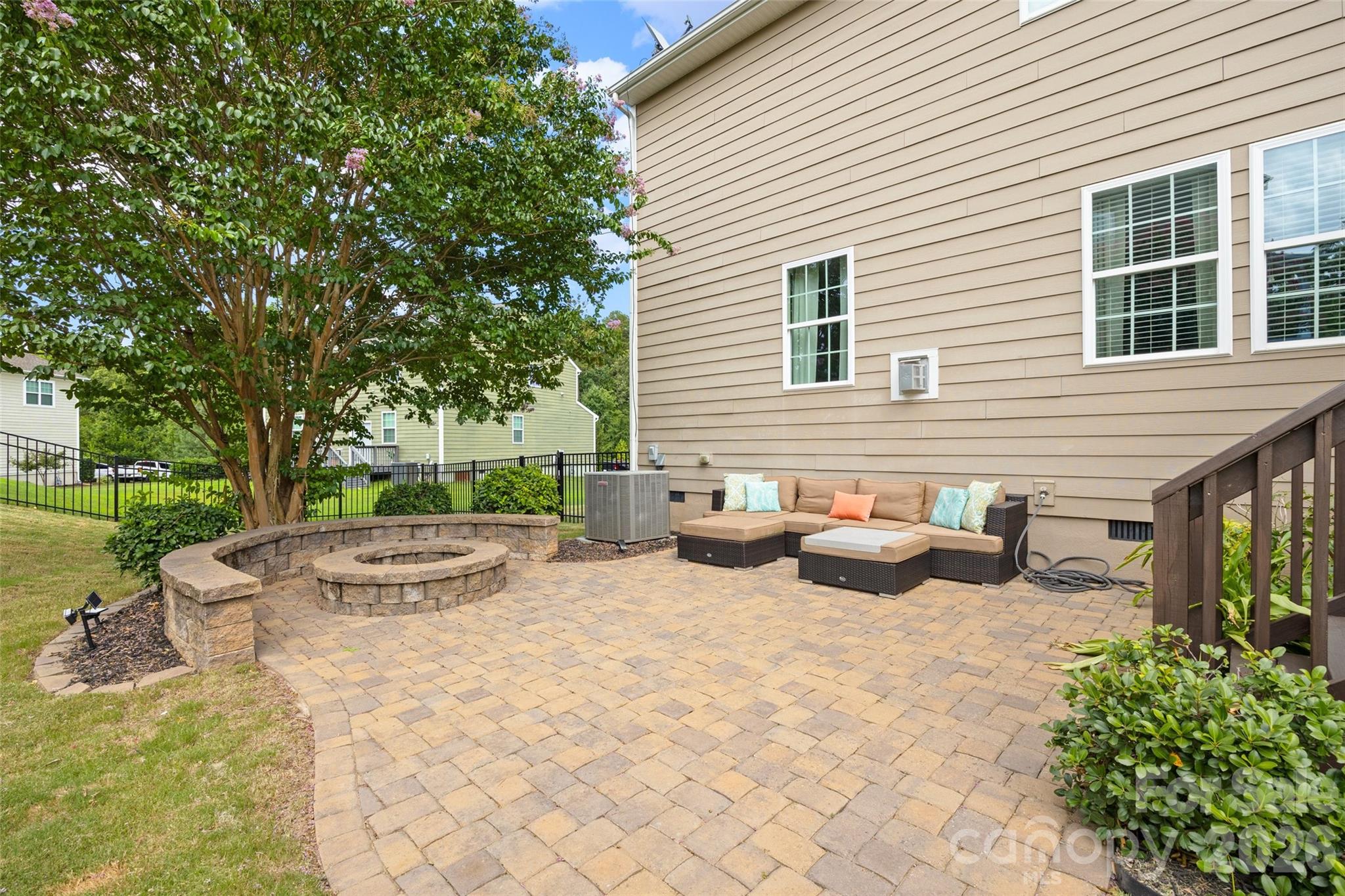 13403 Highflyer Woods Lane Property Photo 43
