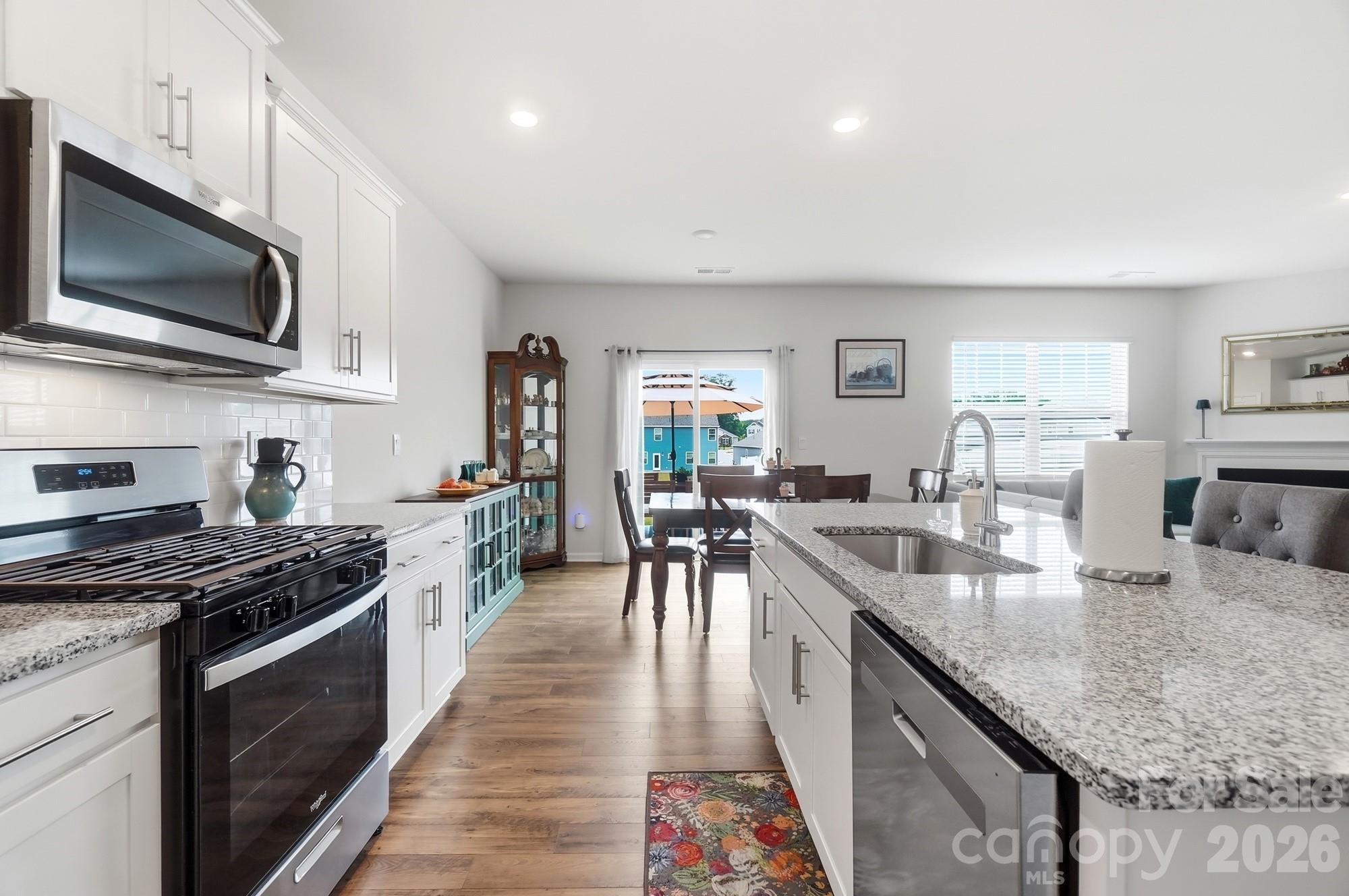 1937 Vanderlyn Street Property Photo 12