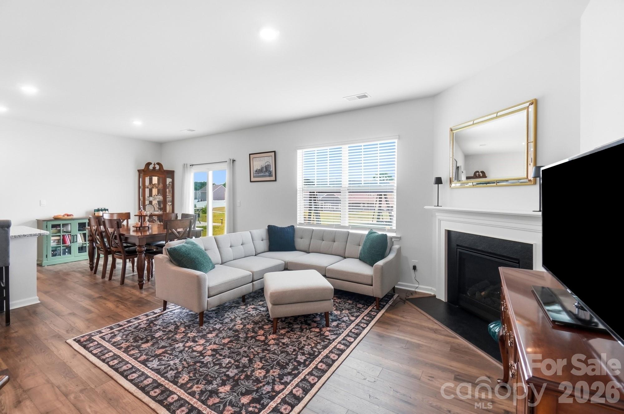 1937 Vanderlyn Street Property Photo 17