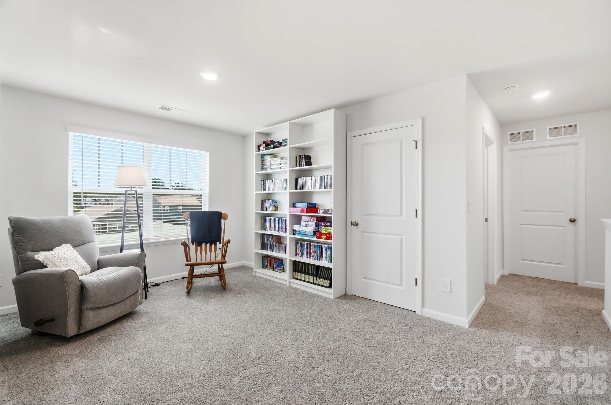 1937 Vanderlyn Street Property Photo 24