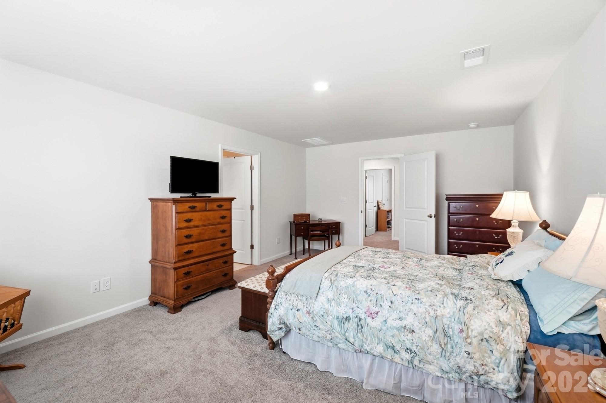 1937 Vanderlyn Street Property Photo 28