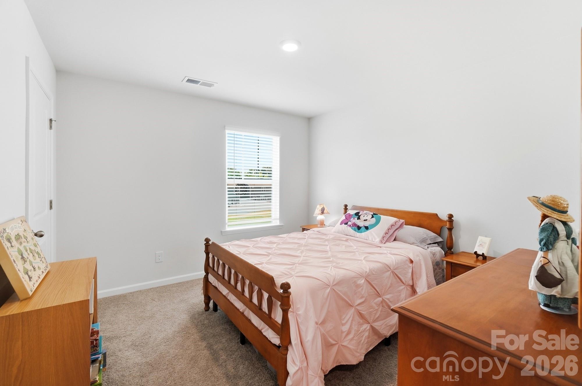 1937 Vanderlyn Street Property Photo 32