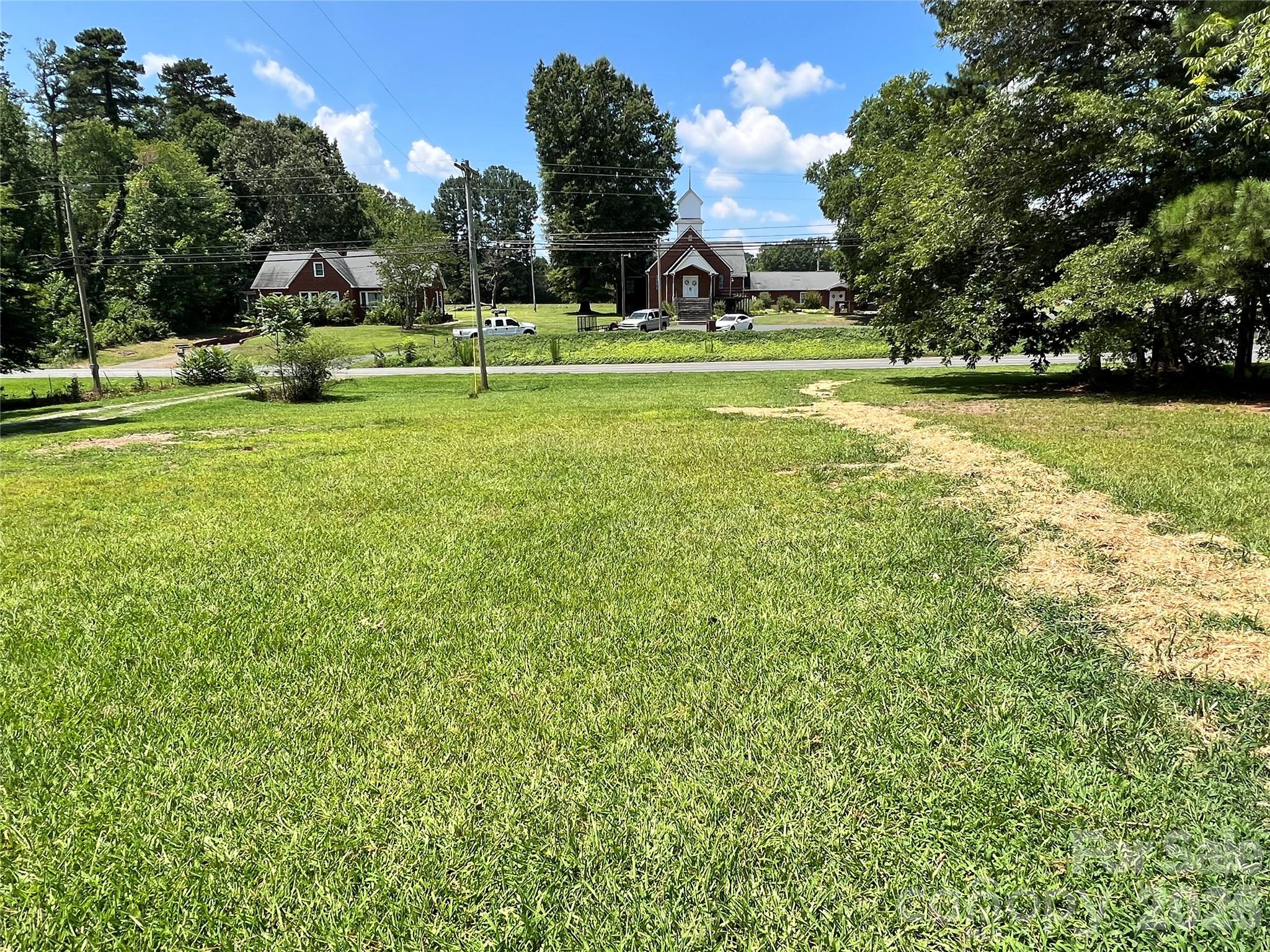 24520 Ridgecrest Road Property Photo 2