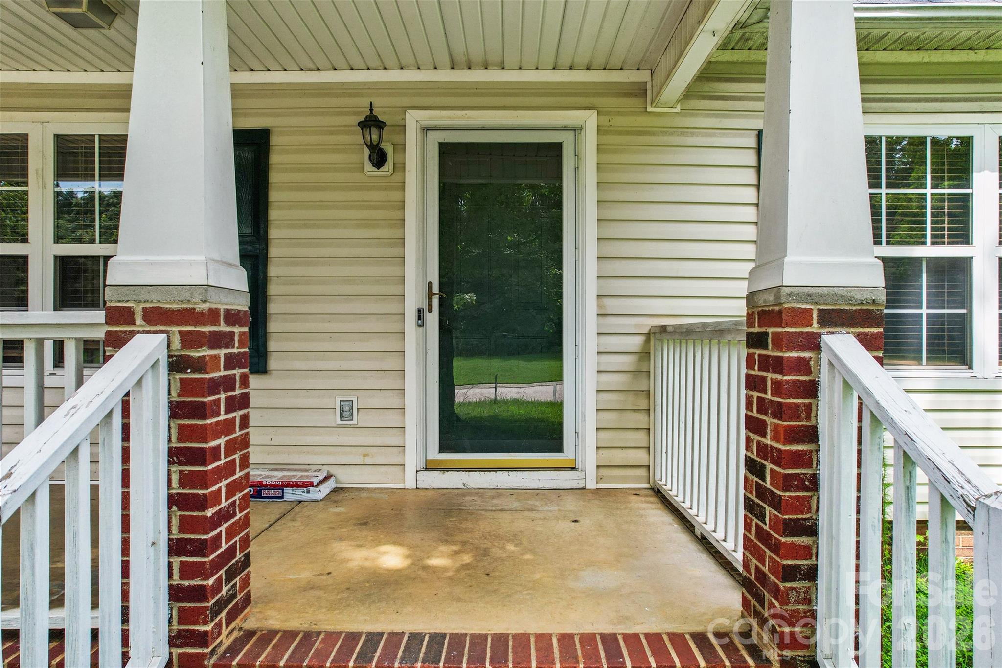 2030 Mallard Creek Drive 6 Property Photo 10
