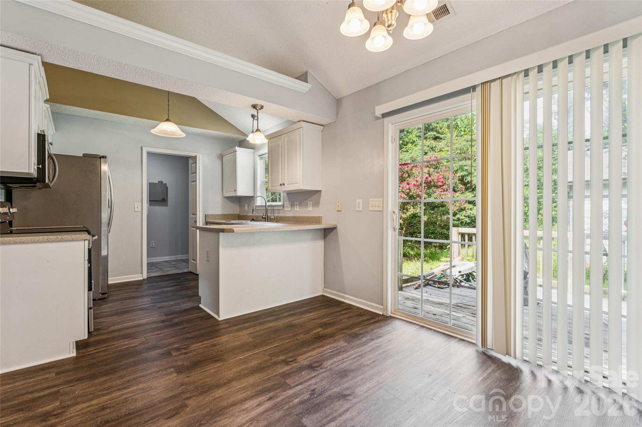2030 Mallard Creek Drive 6 Property Photo 16