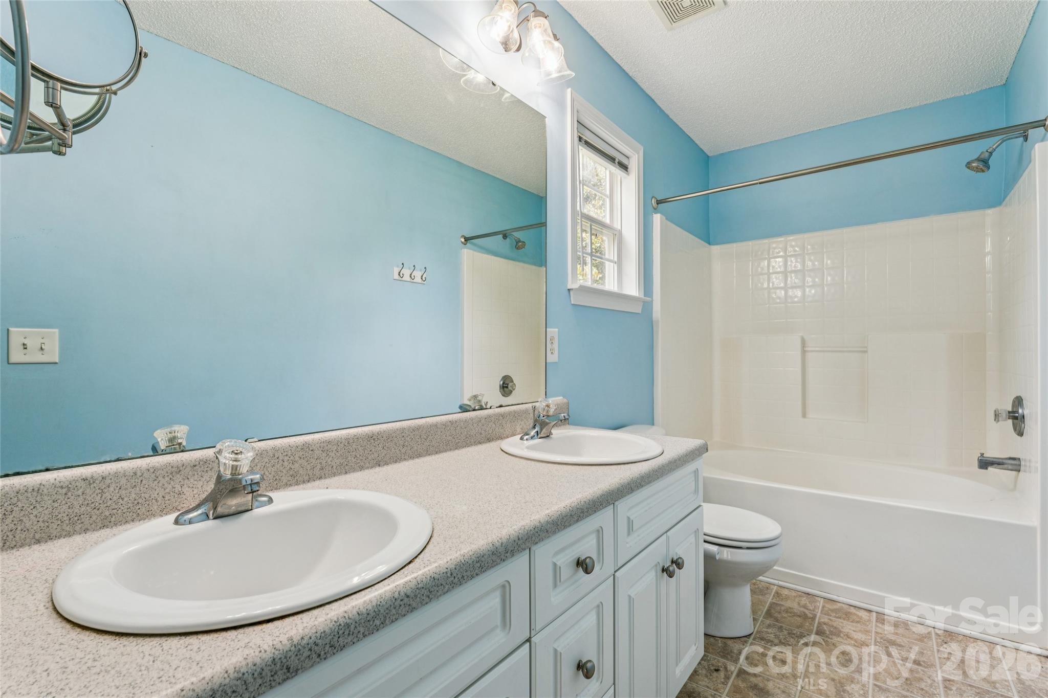 2030 Mallard Creek Drive 6 Property Photo 20