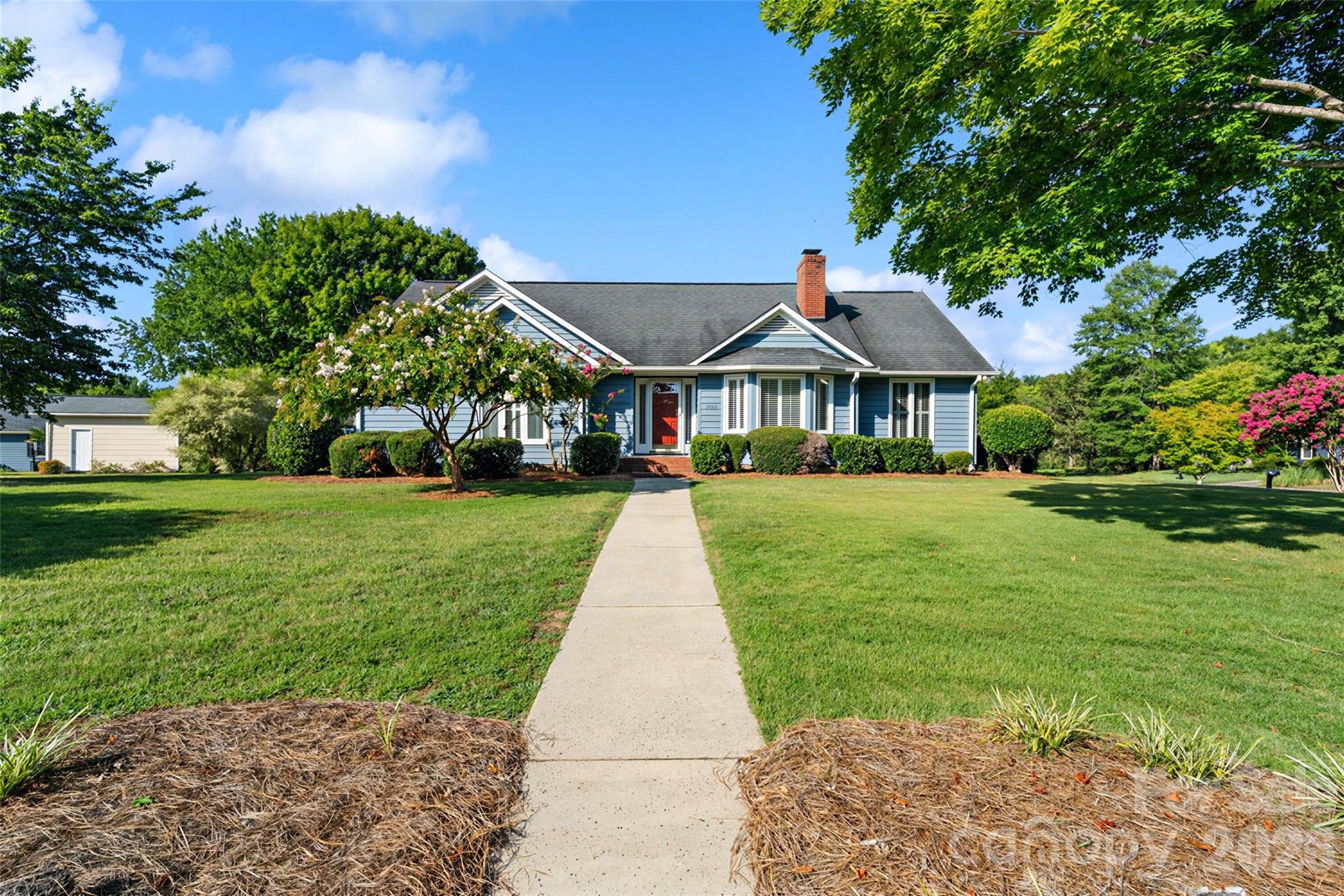 2065 Hightower Road Property Photo 5