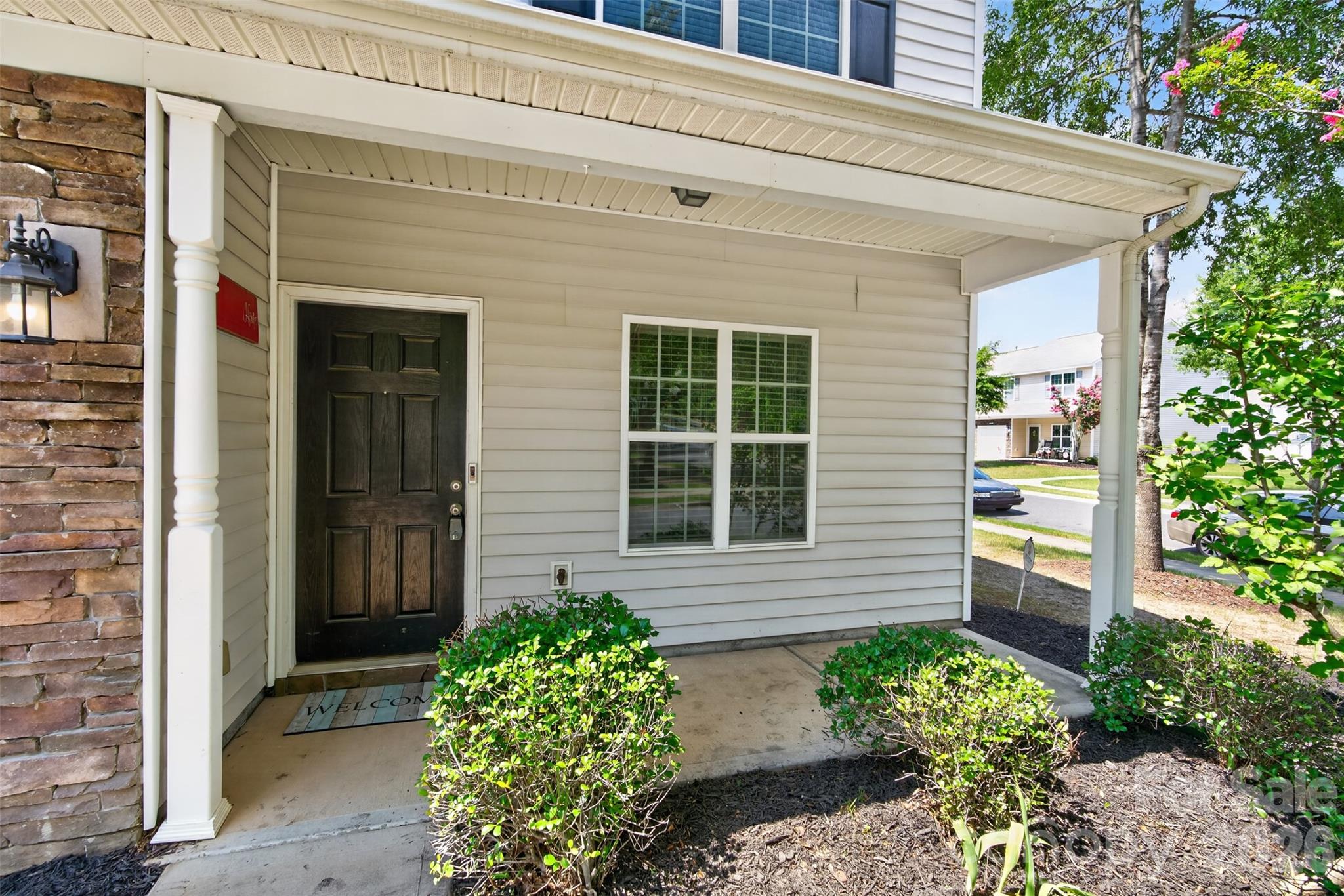 13904 Singleleaf Lane Property Photo 3