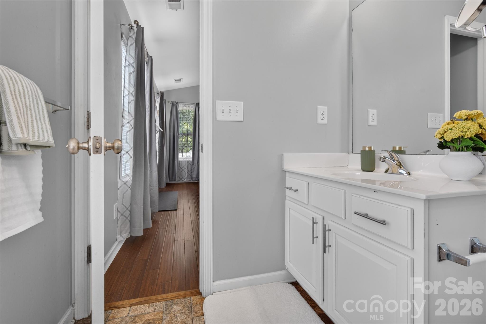 13904 Singleleaf Lane Property Photo 29