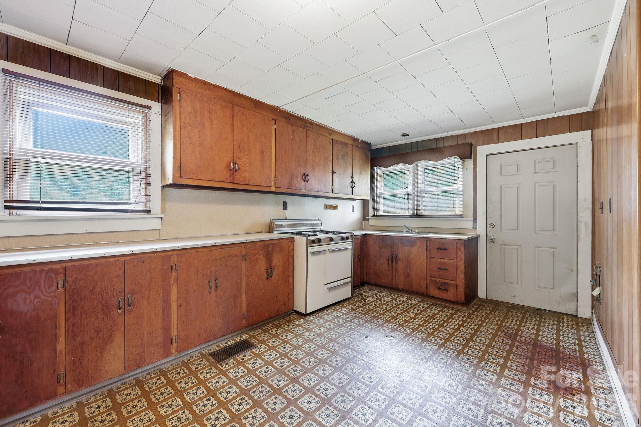 1303 Bringle Ferry Road Property Photo 20