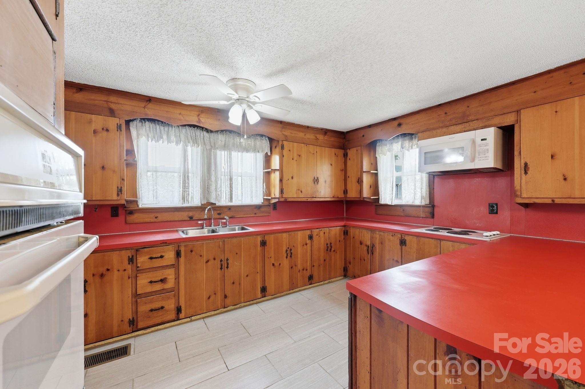 1303 Bringle Ferry Road Property Photo 23