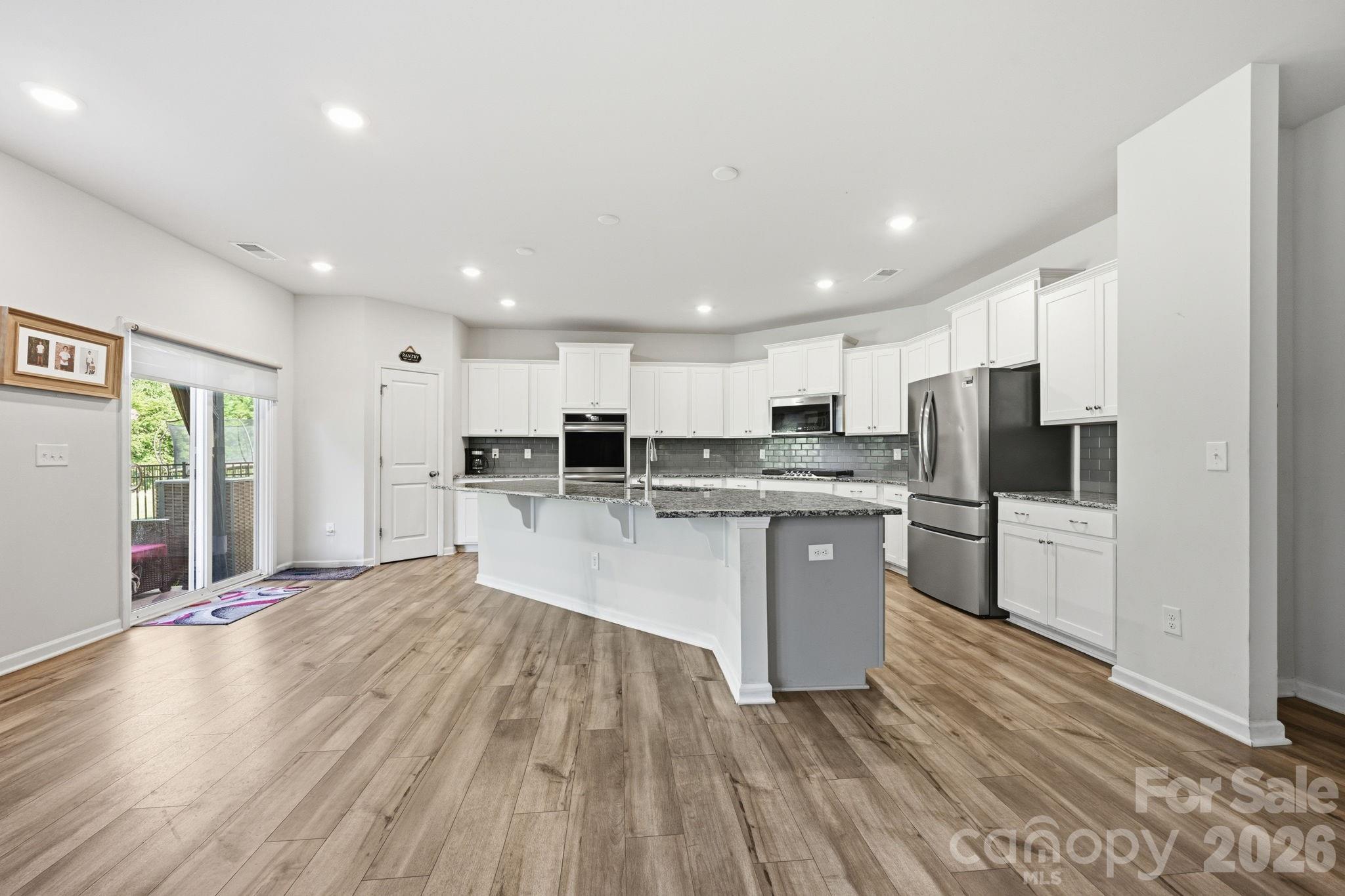 328 Kennerly Center Drive Property Photo 10