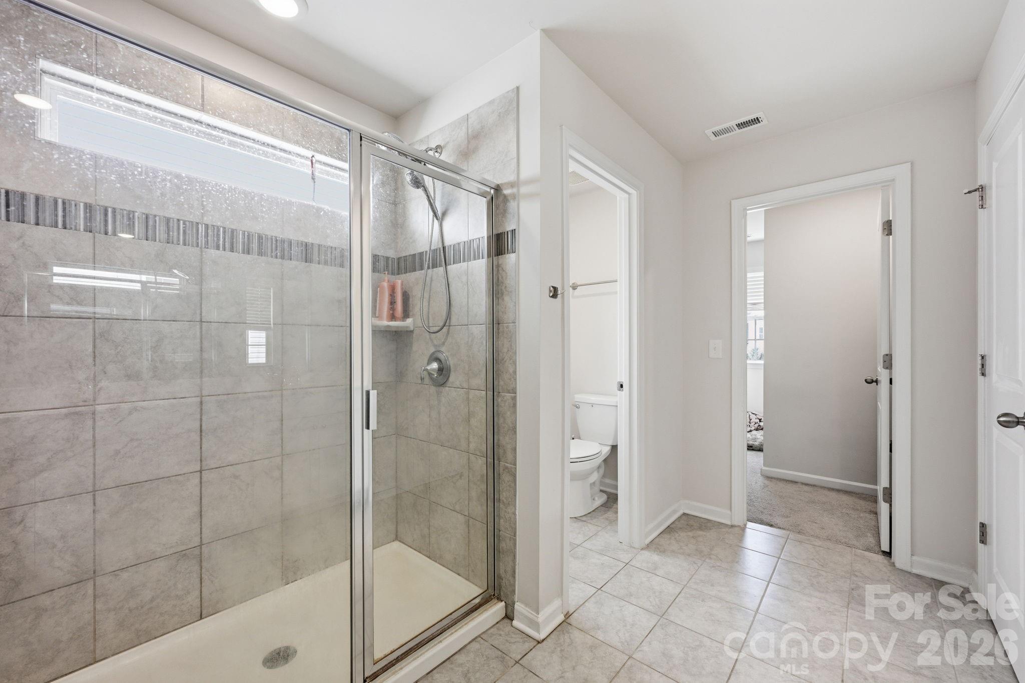 328 Kennerly Center Drive Property Photo 21