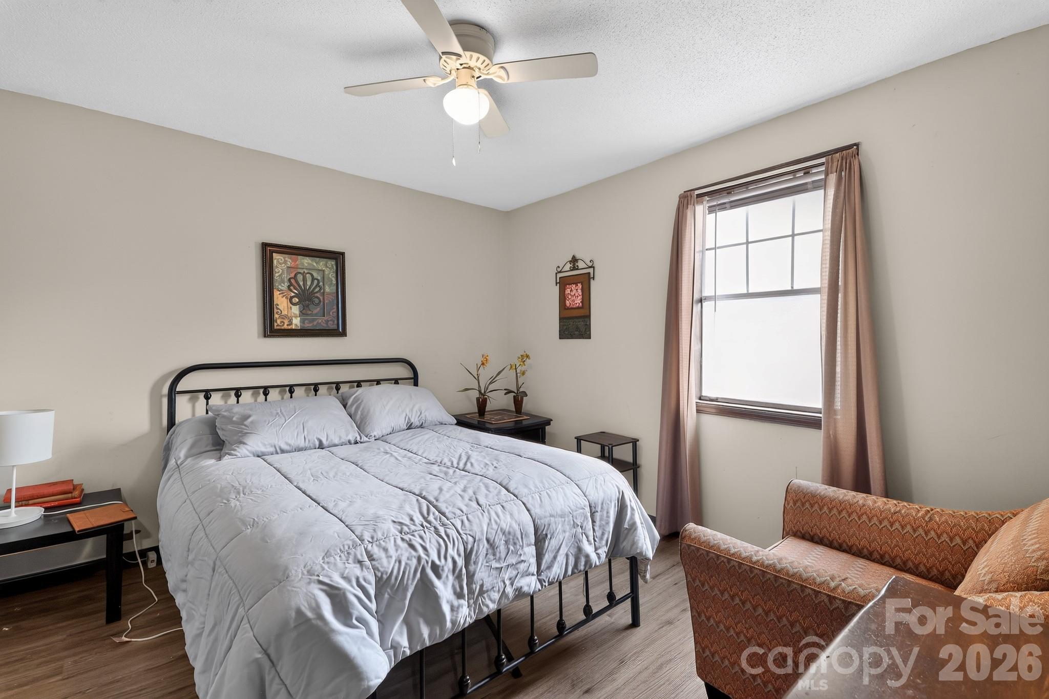 6815-6817 Valleybrook Road Property Photo 23