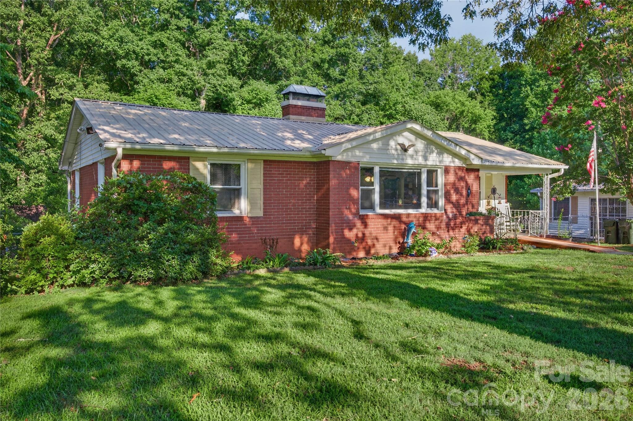309 Sowers Ferry Road Property Photo 1