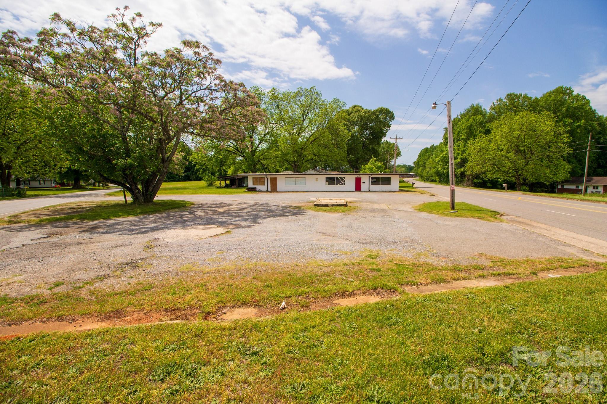 1003 York Road Property Photo 5