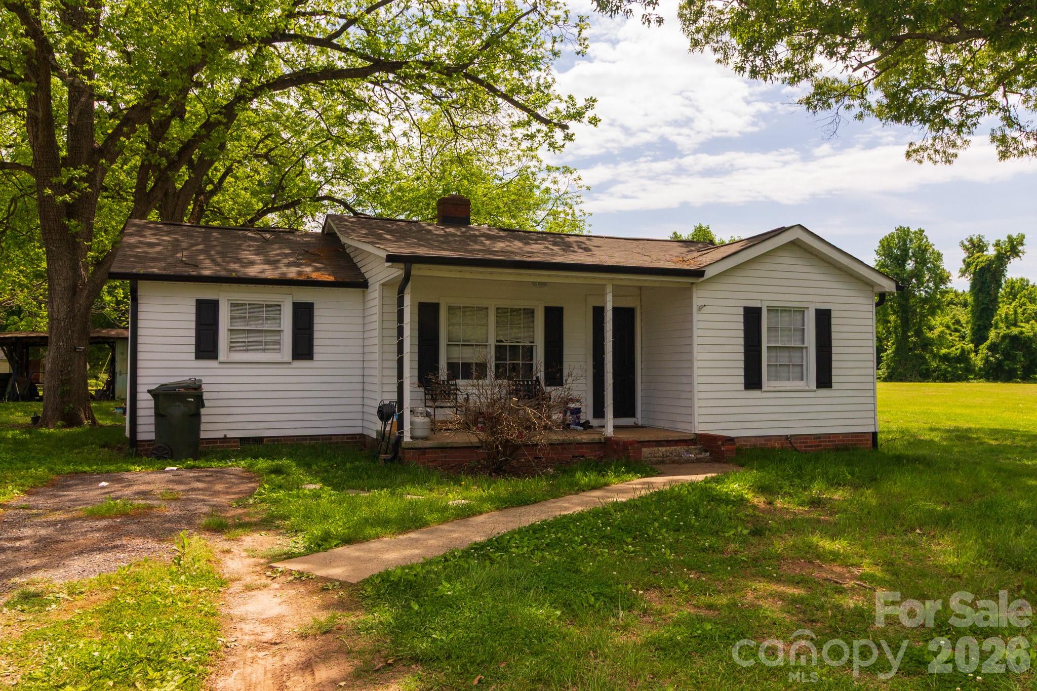 1003 York Road Property Photo 9