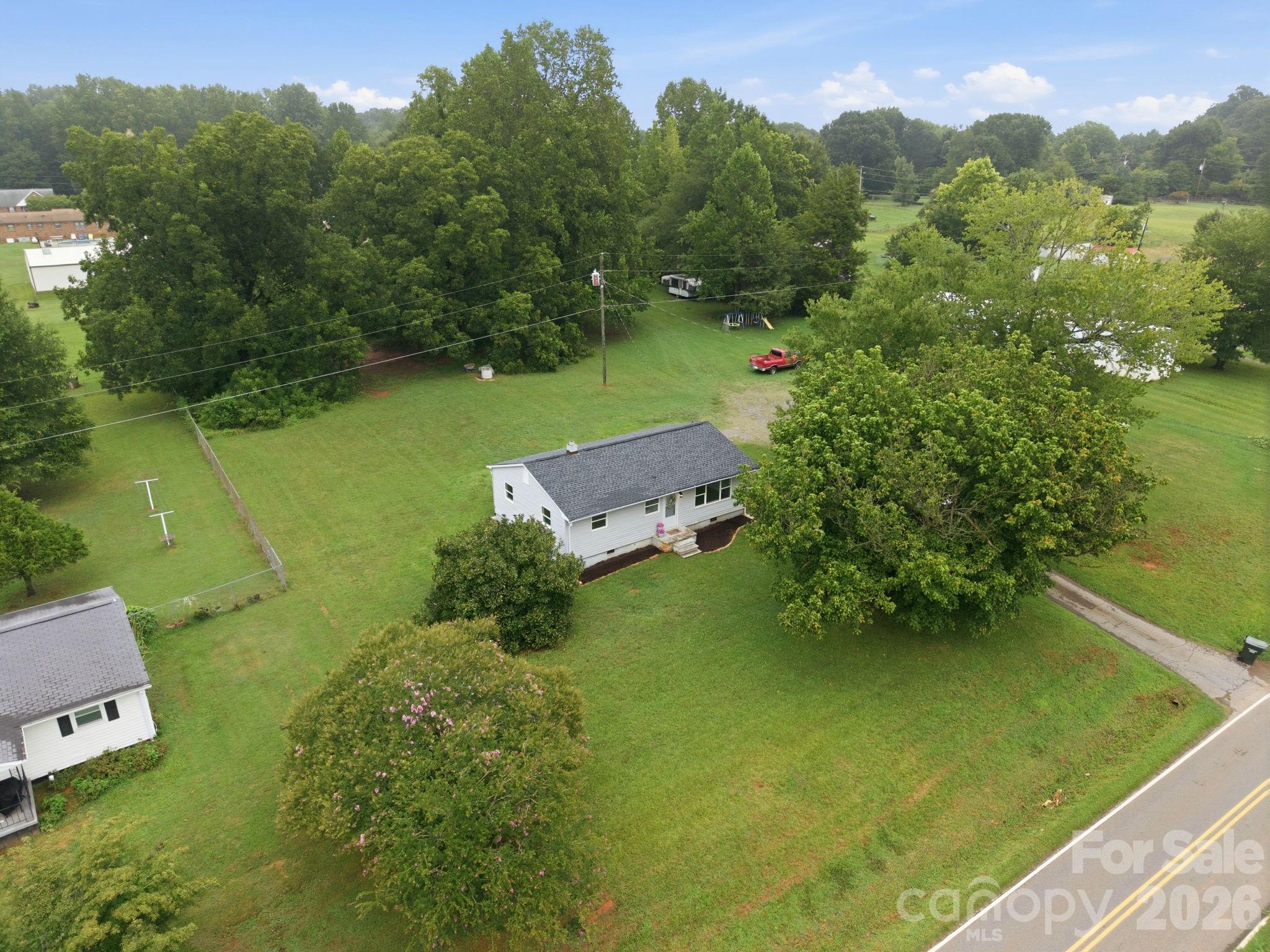 552 Old Nc 277 Road Property Photo 3