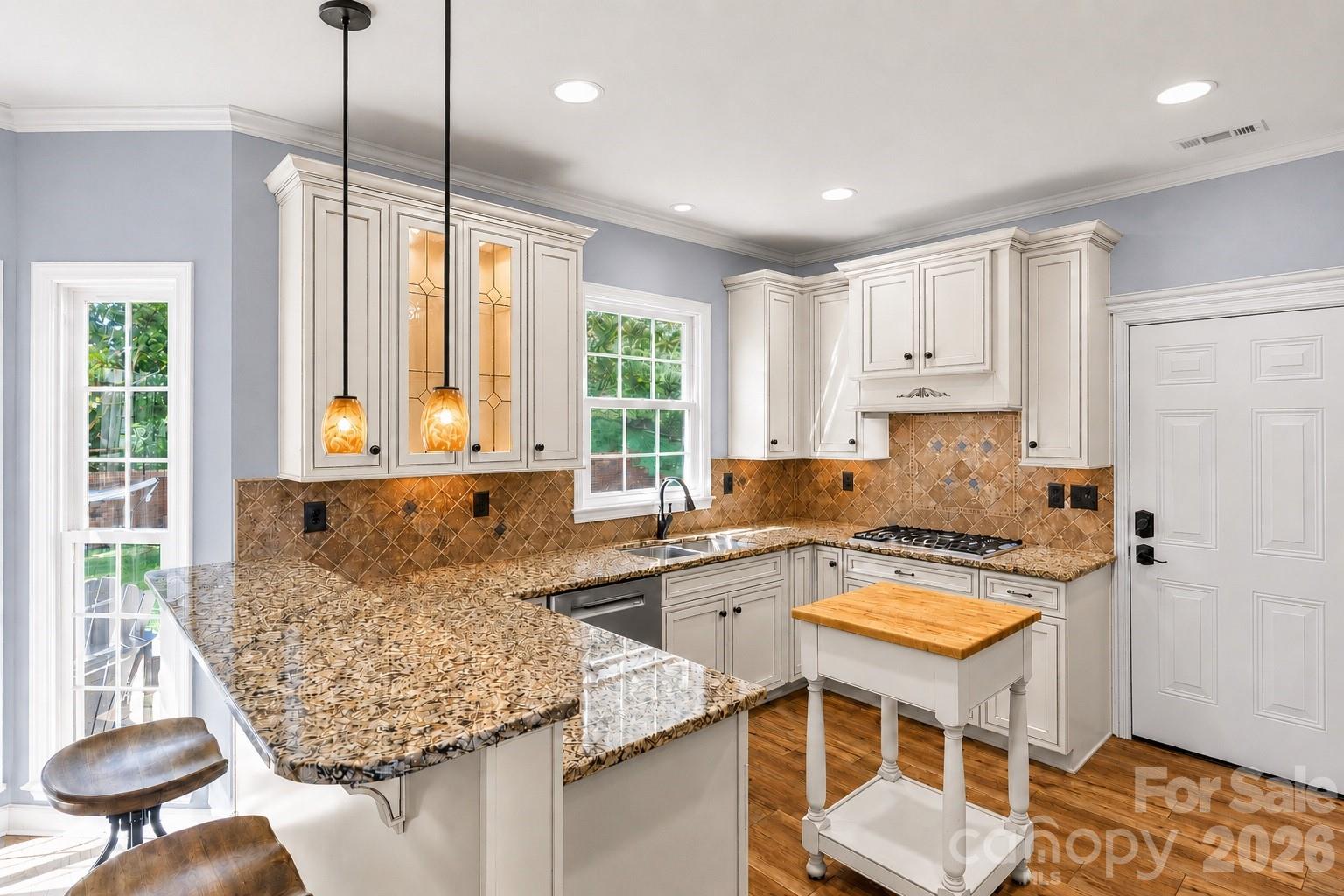 635 Highland Ridge Road Property Photo 12