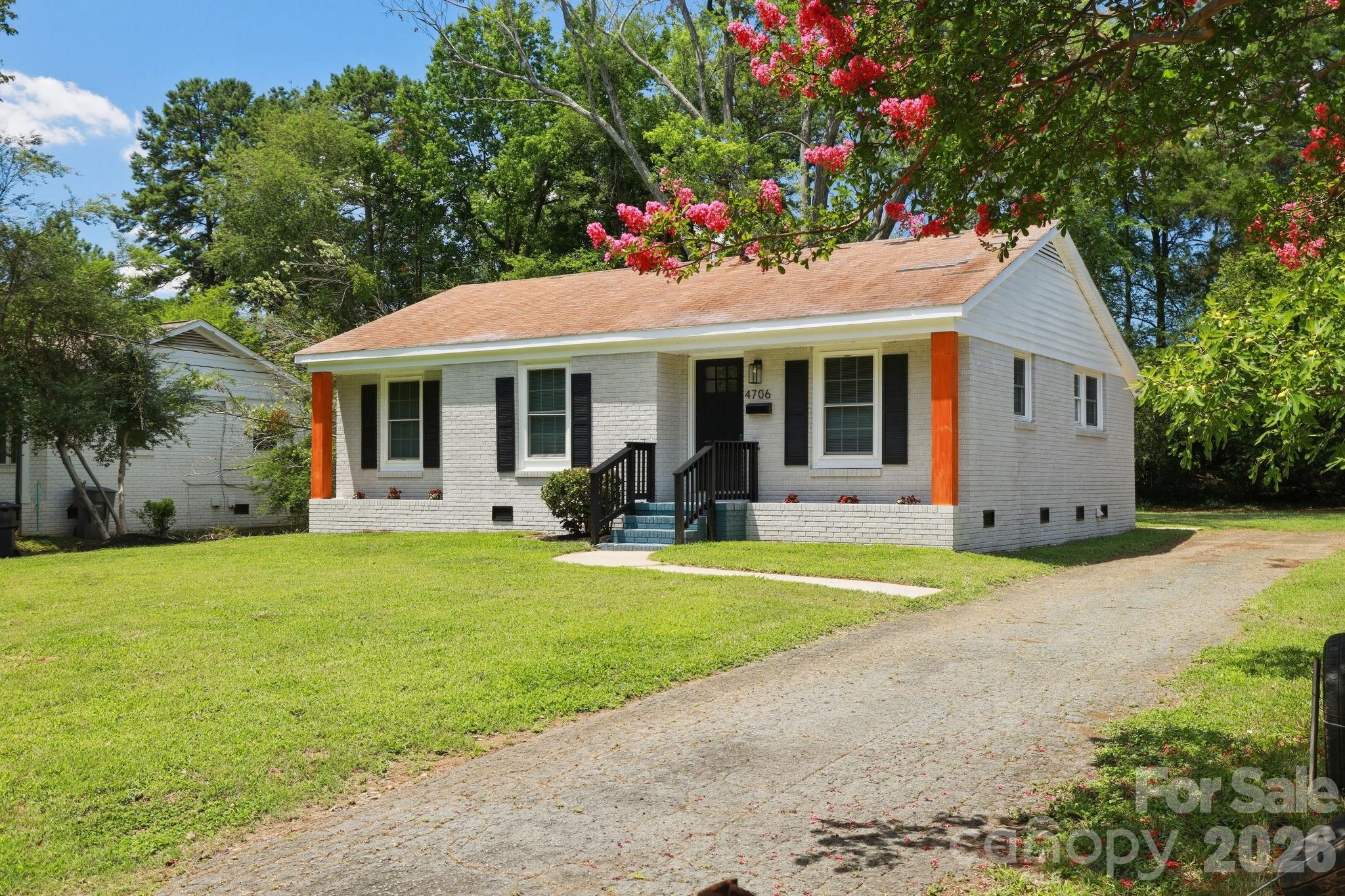 4706 Brooktree Drive Property Photo 1
