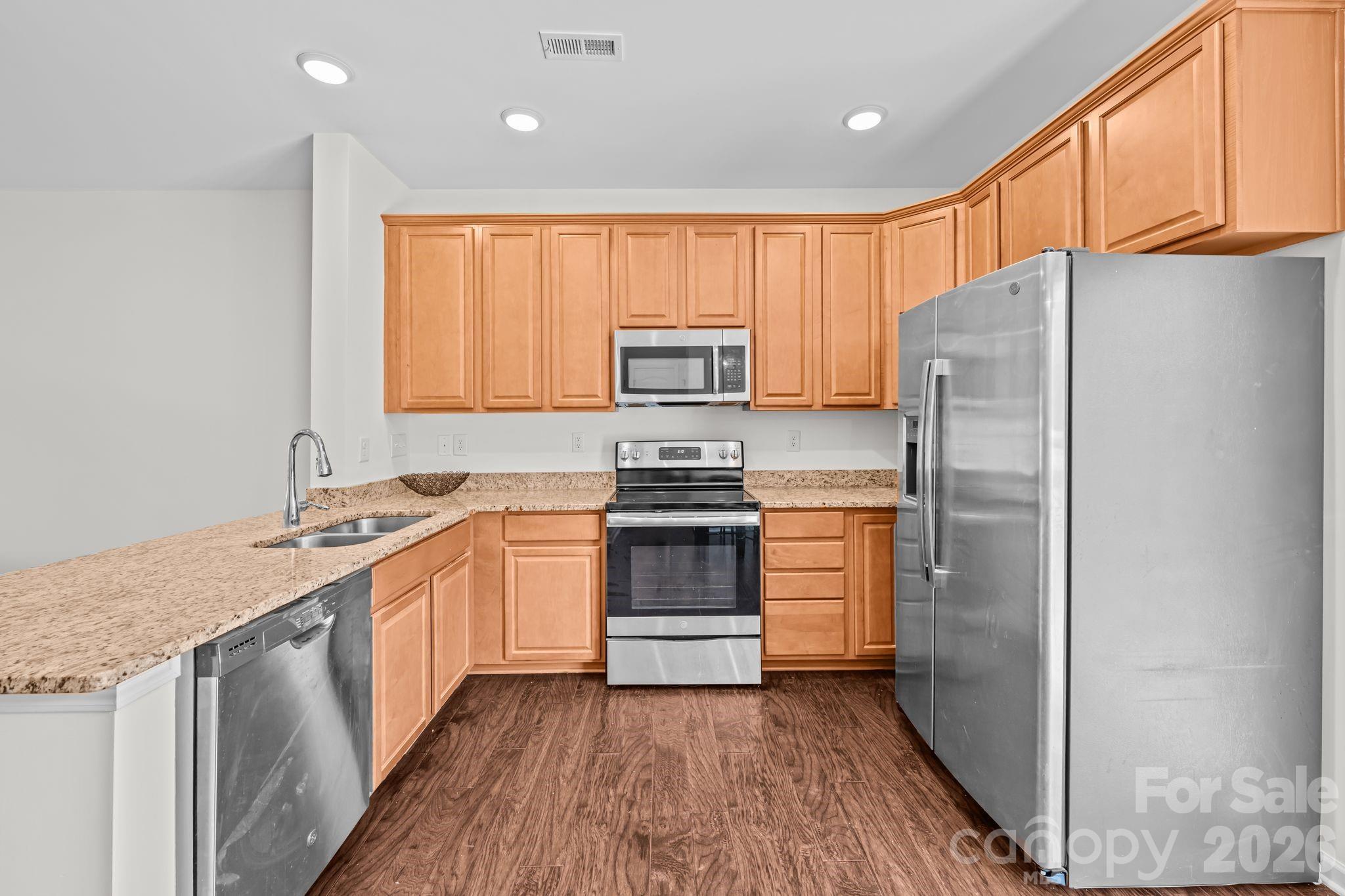 5516 John Mcdowell Place 2504 Property Photo 10