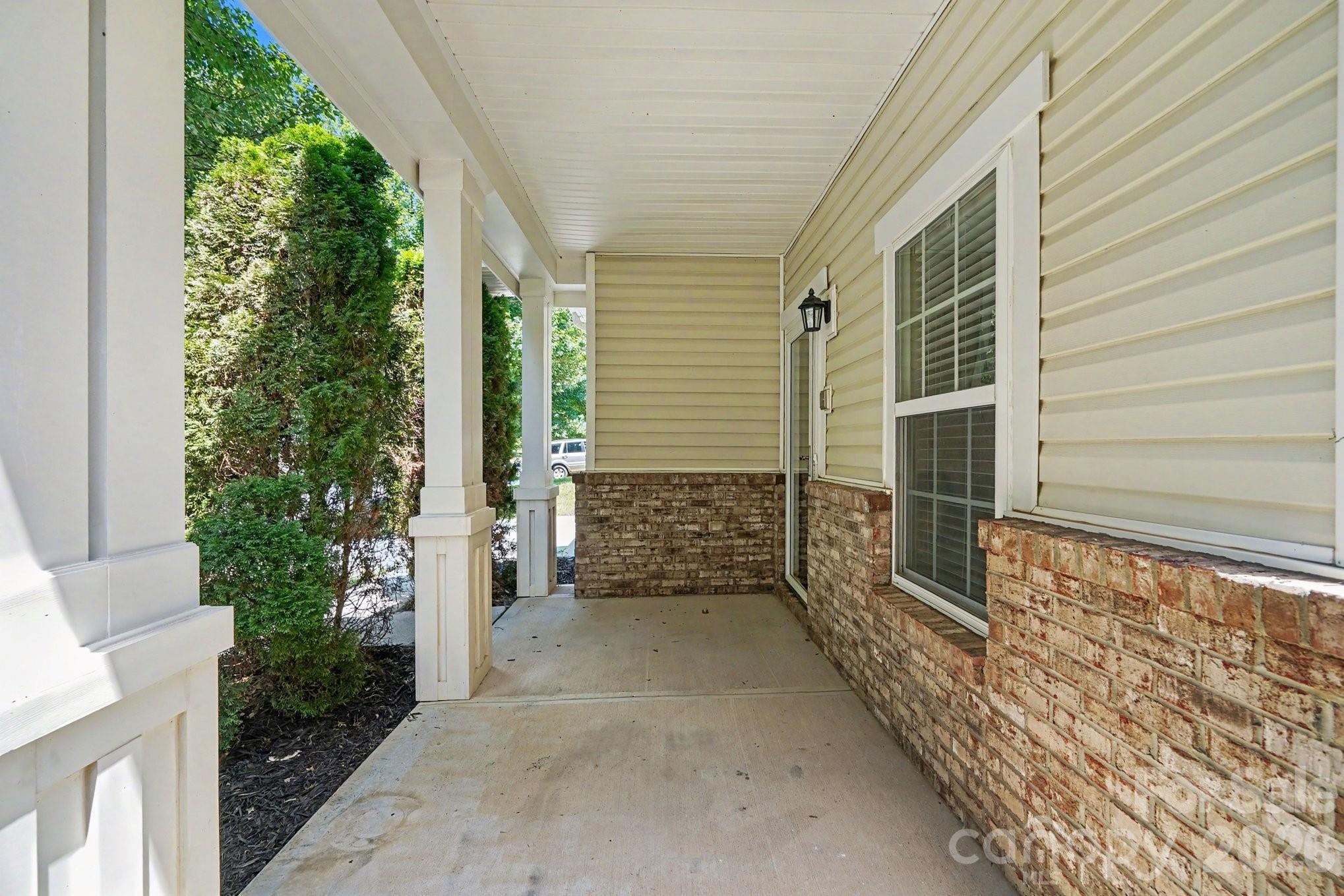 9228 Seamill Road Property Photo 3