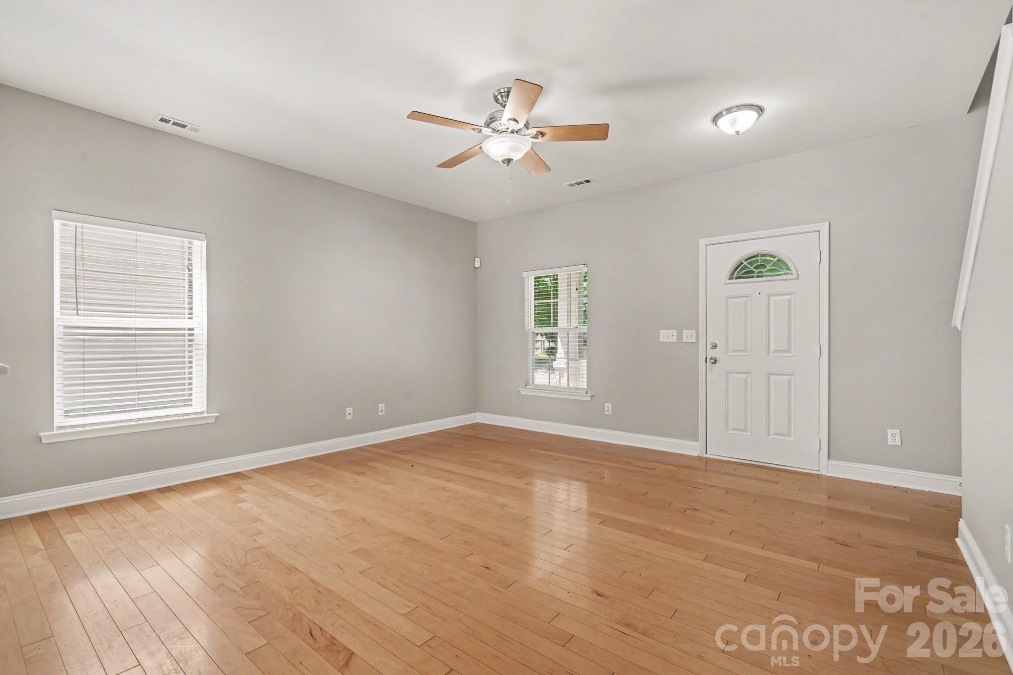 9228 Seamill Road Property Photo 4