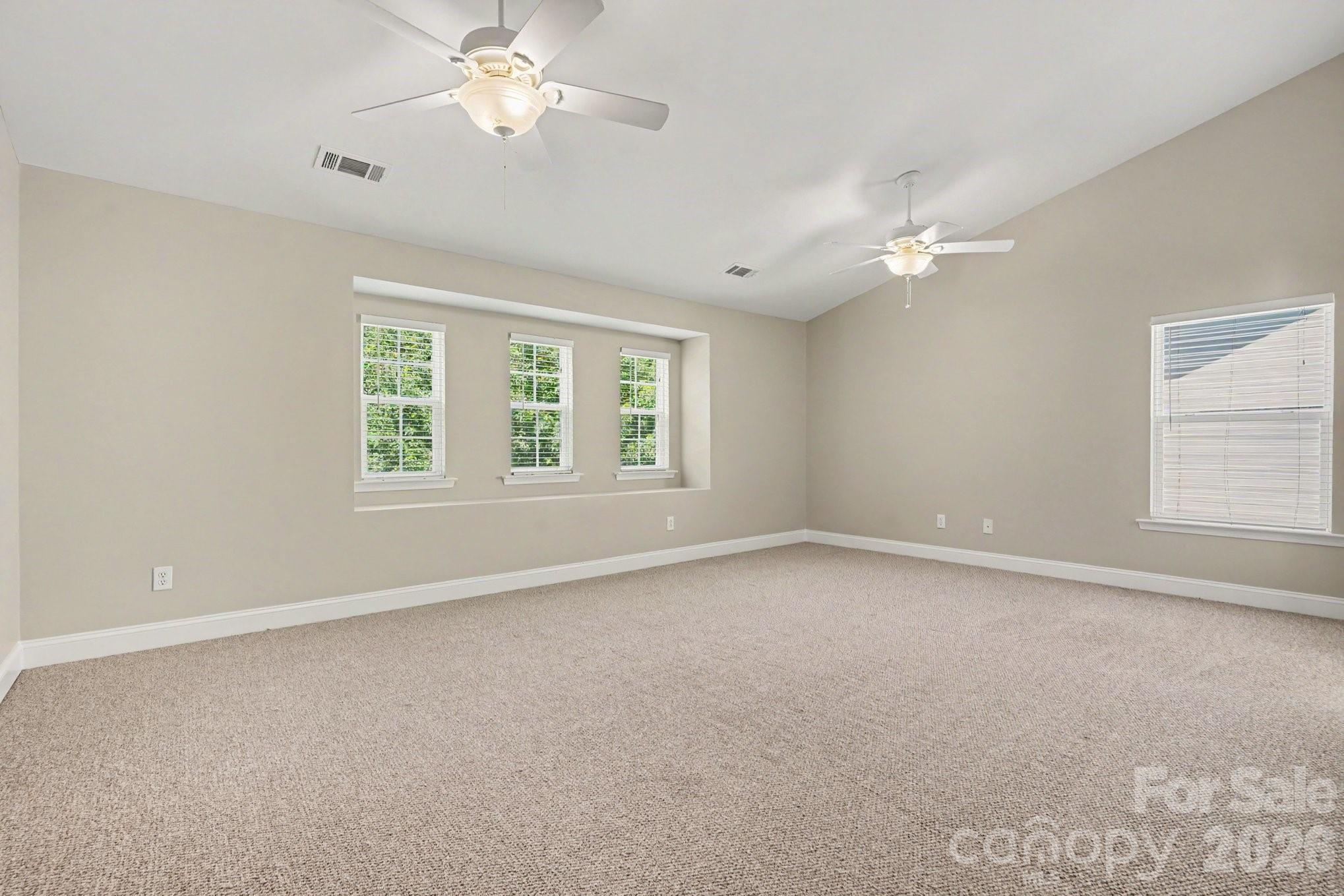 9228 Seamill Road Property Photo 16